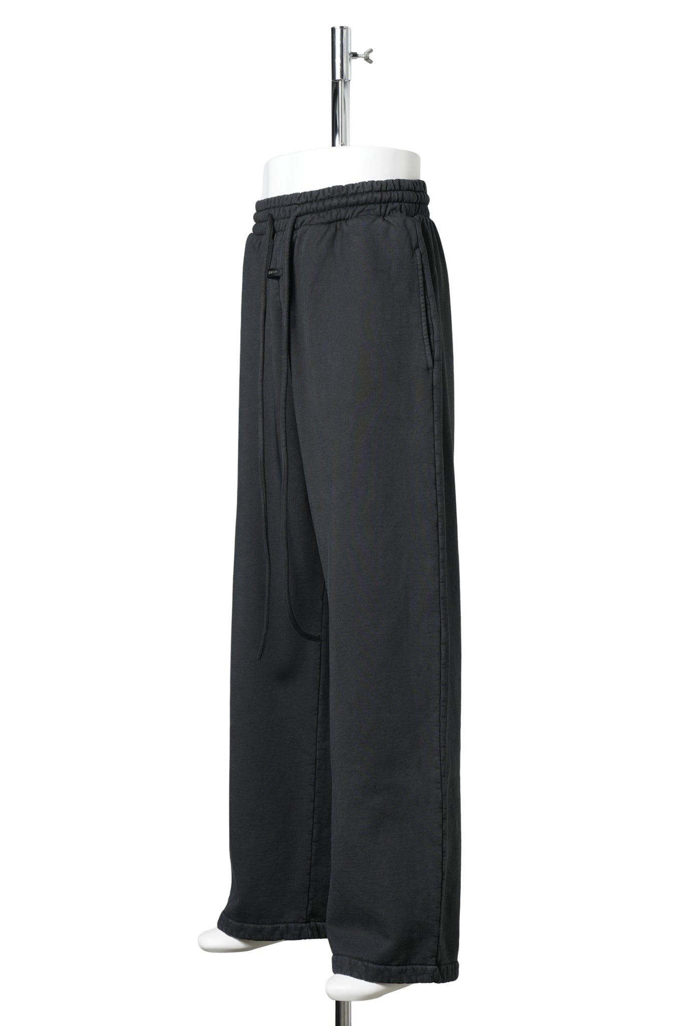 VARSITY PRINT WIDE LEG SWEATPANT / 001:BLACK