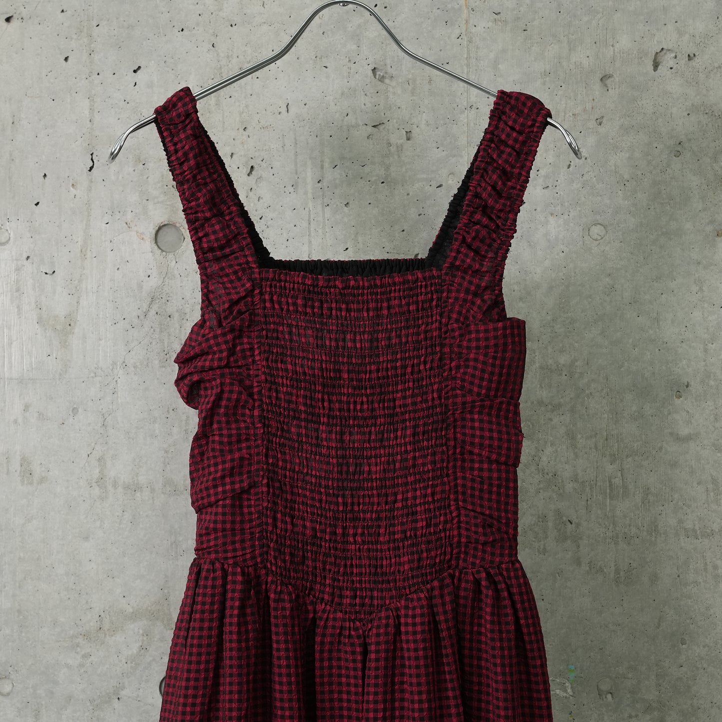 SHEER FLUID CHECK MIDI STRAP SMOCK DRESS / 047:WINERY