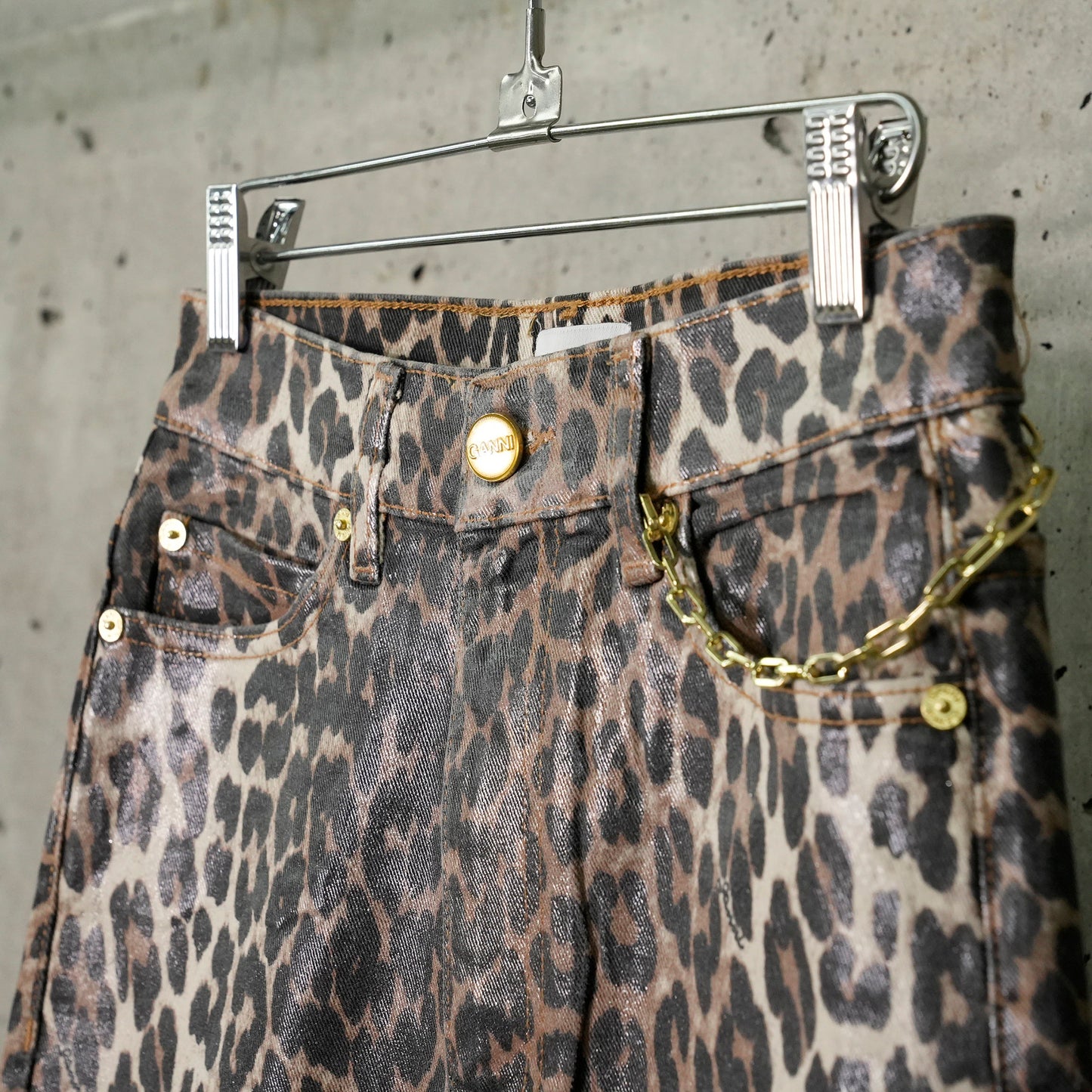 FOIL PRINT DENIM SKIRT / LEOPARD