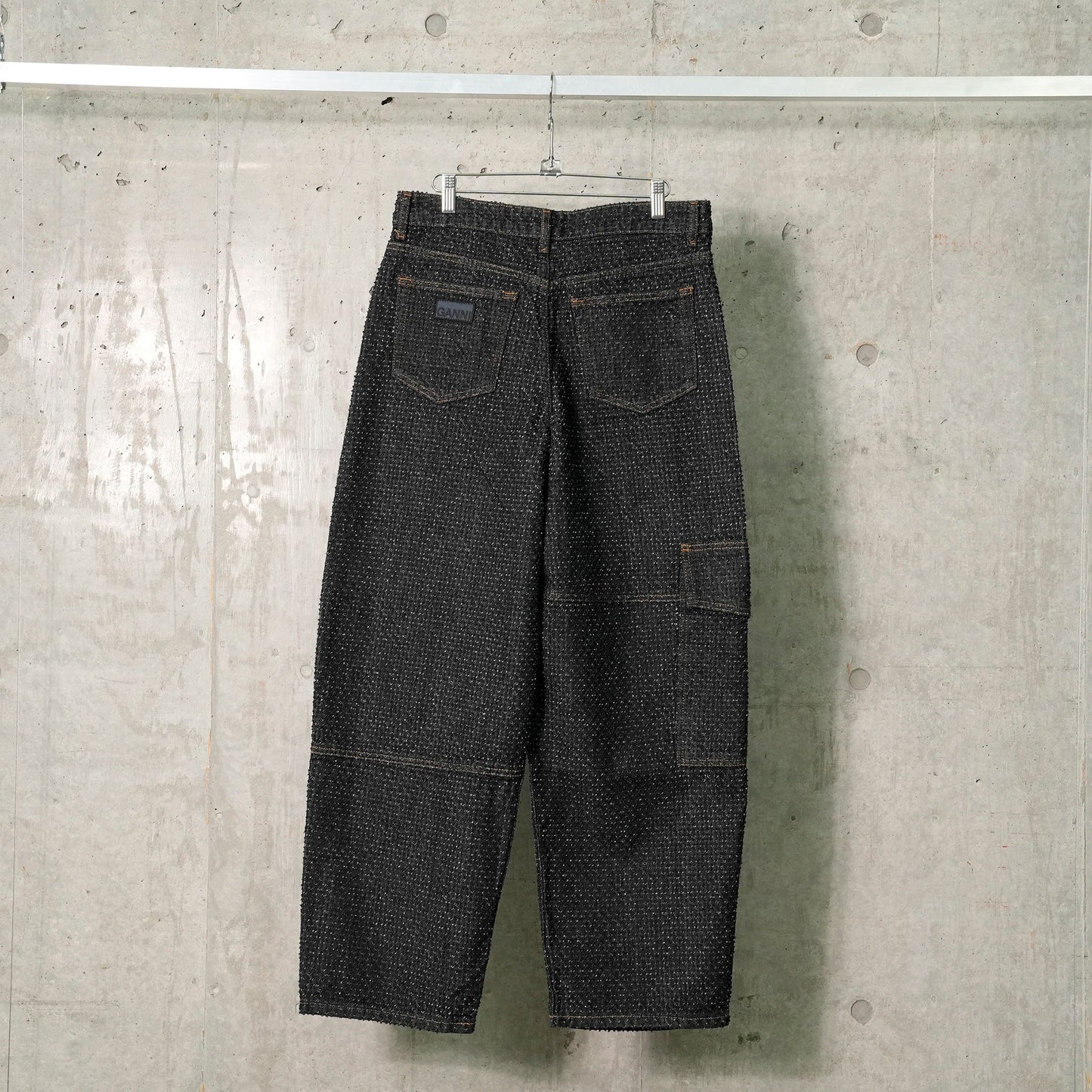 FLUFFY DENIM CARPENTER JEANS / BLACK