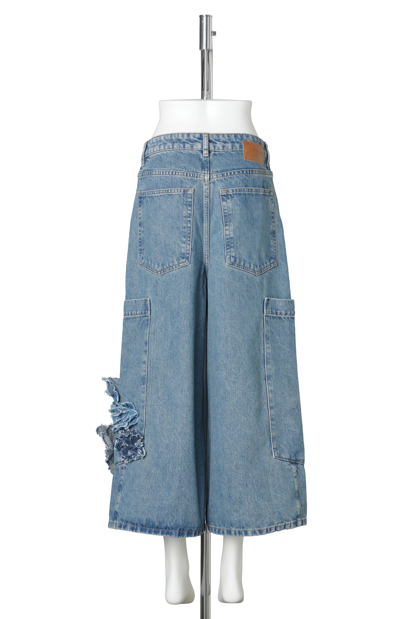 FLOWER DENIM CROPPED BAGGY CARGO JEANS / MIDBLUESTONE