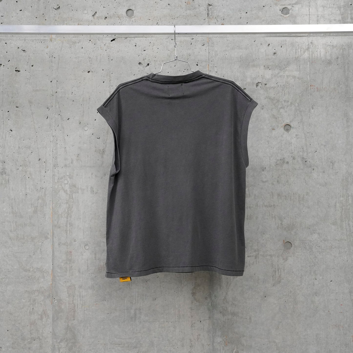 AUGI SLEEVELESS TEE / VINTAGE BLACK