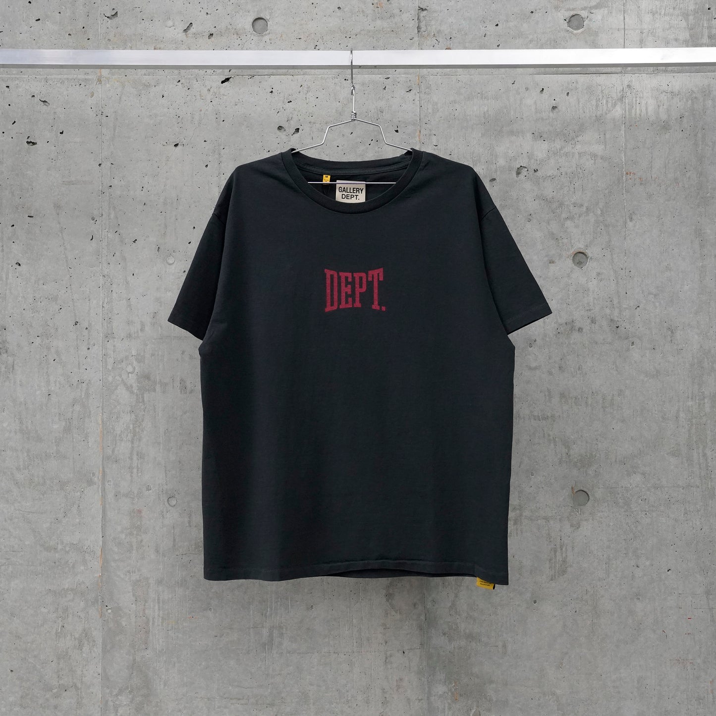 DEPT GYM LOGO TEE / VINTAGE BLACK