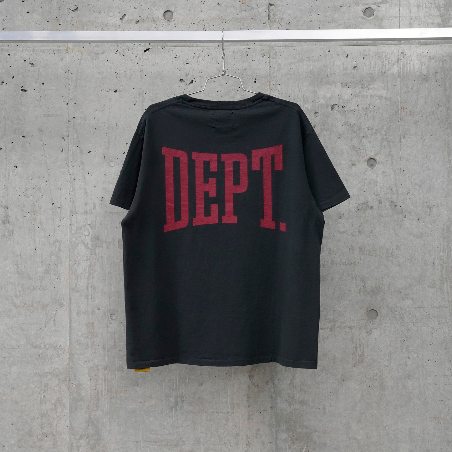 DEPT GYM LOGO TEE / VINTAGE BLACK