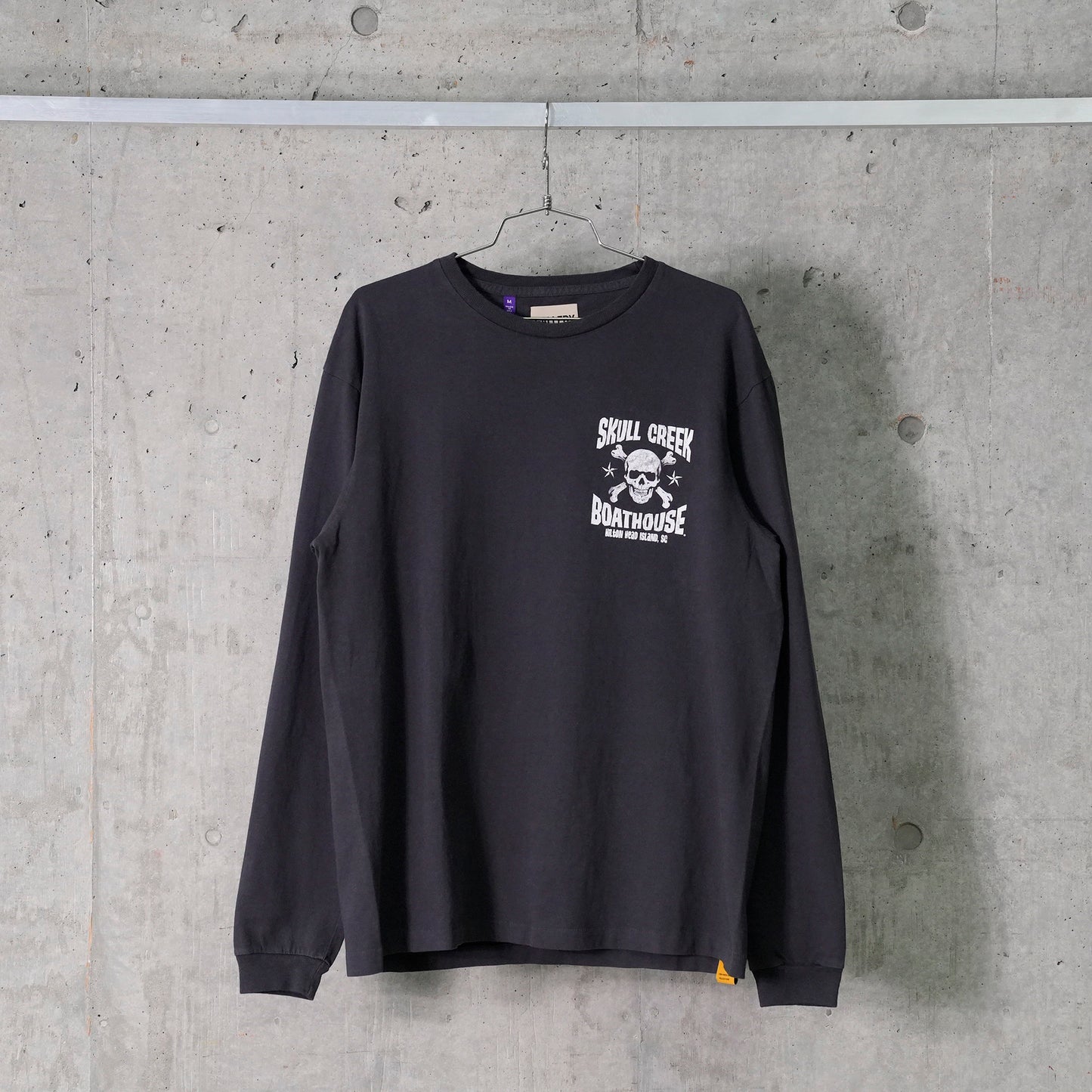 SKULL CREEK L S TEE / VBLK