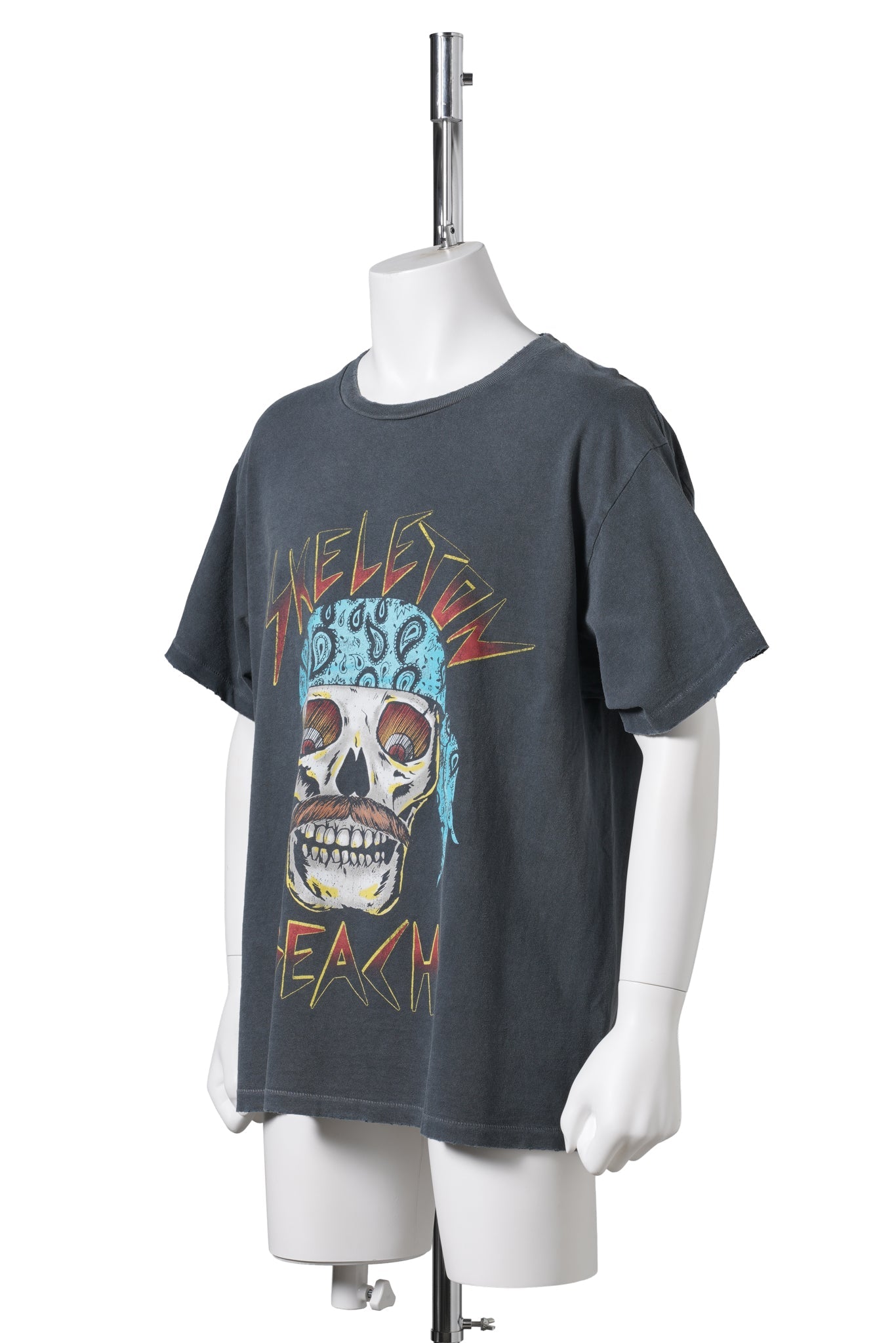 SKELETON BEACH / LIGHT VINTAGE BLACK