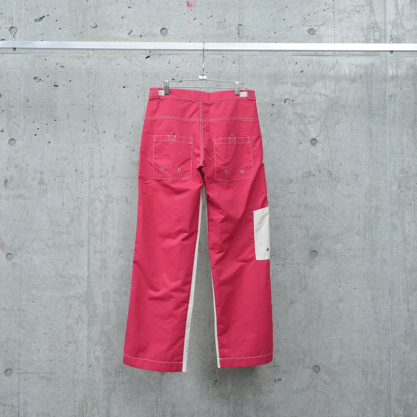 CEDRIC TROUSERS / BEIGE/RED