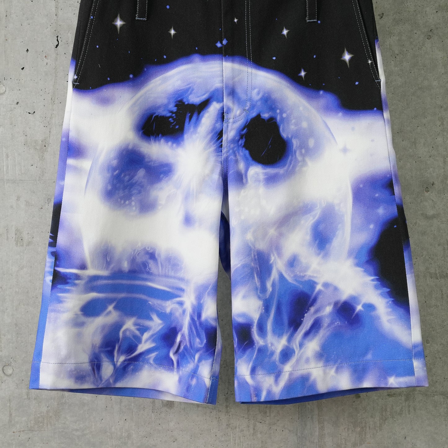 SKATER SHORTS / BLACK/BLUE