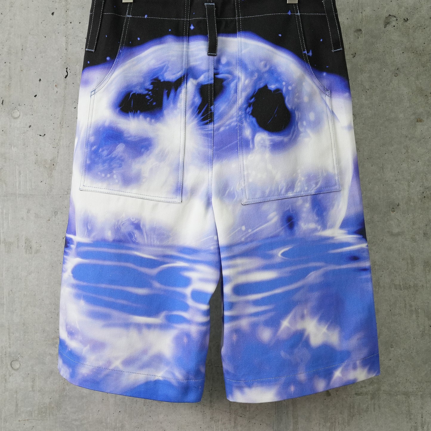 SKATER SHORTS / BLACK/BLUE