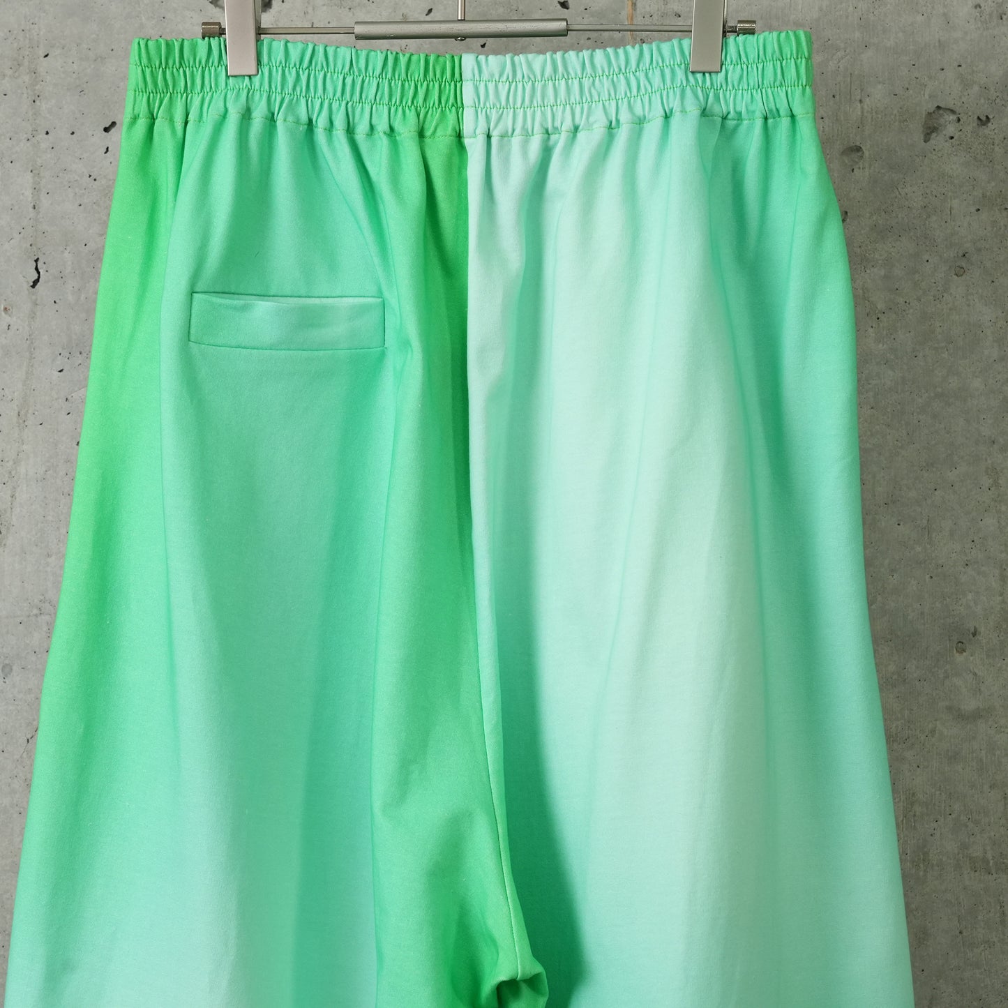 TRACKSUIT PANT / GREEN