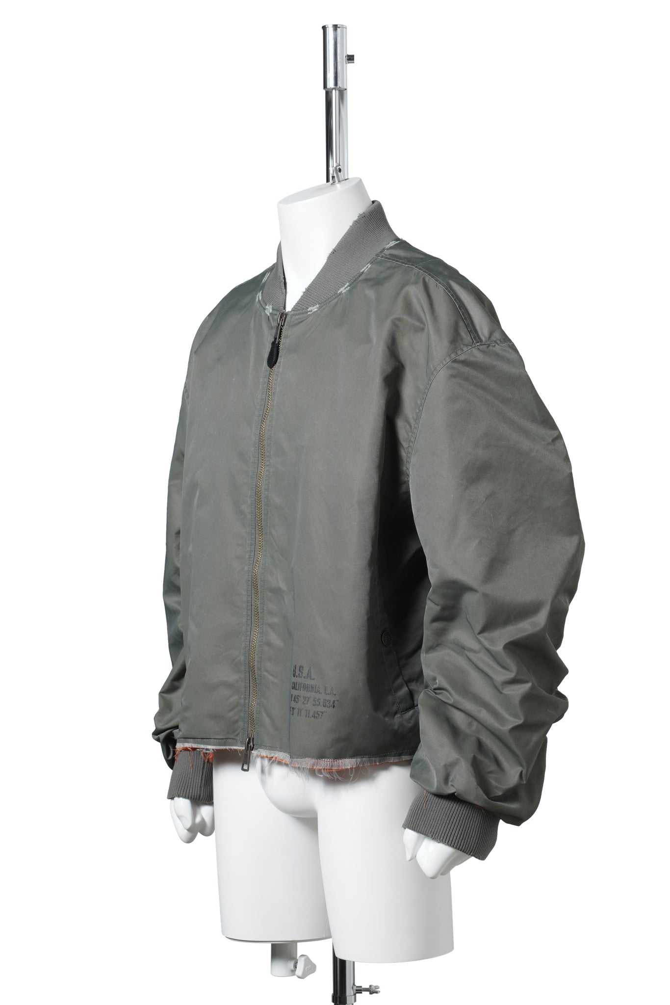 M_BOMBER RAW CUT / FADING GRN