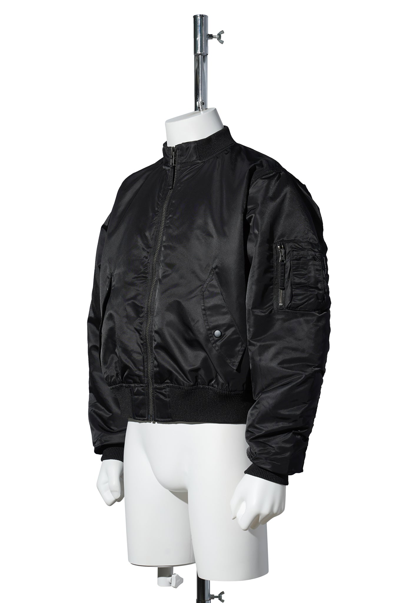 BOMBER JACKET / BLACK