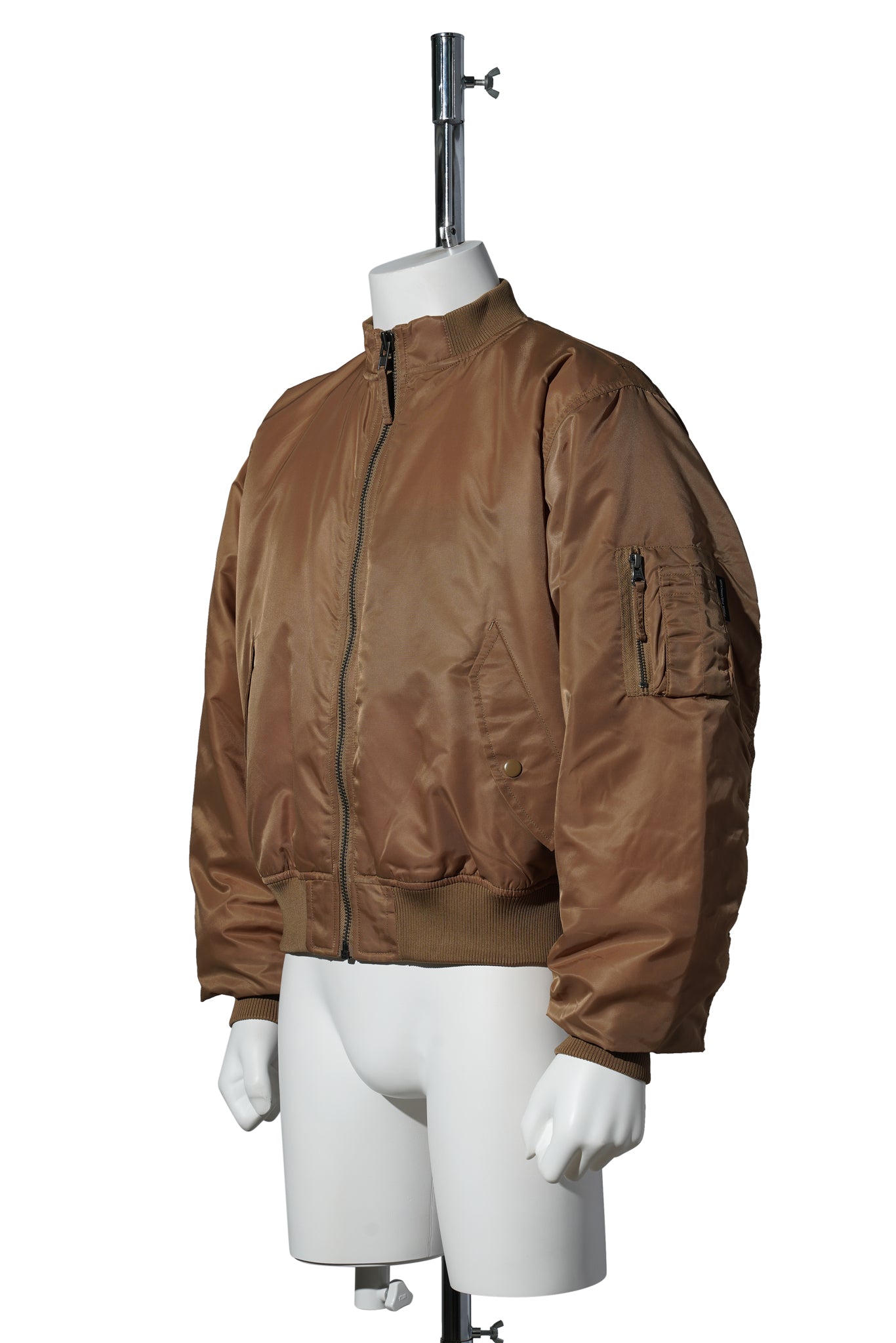 BOMBER JACKET / BROWN