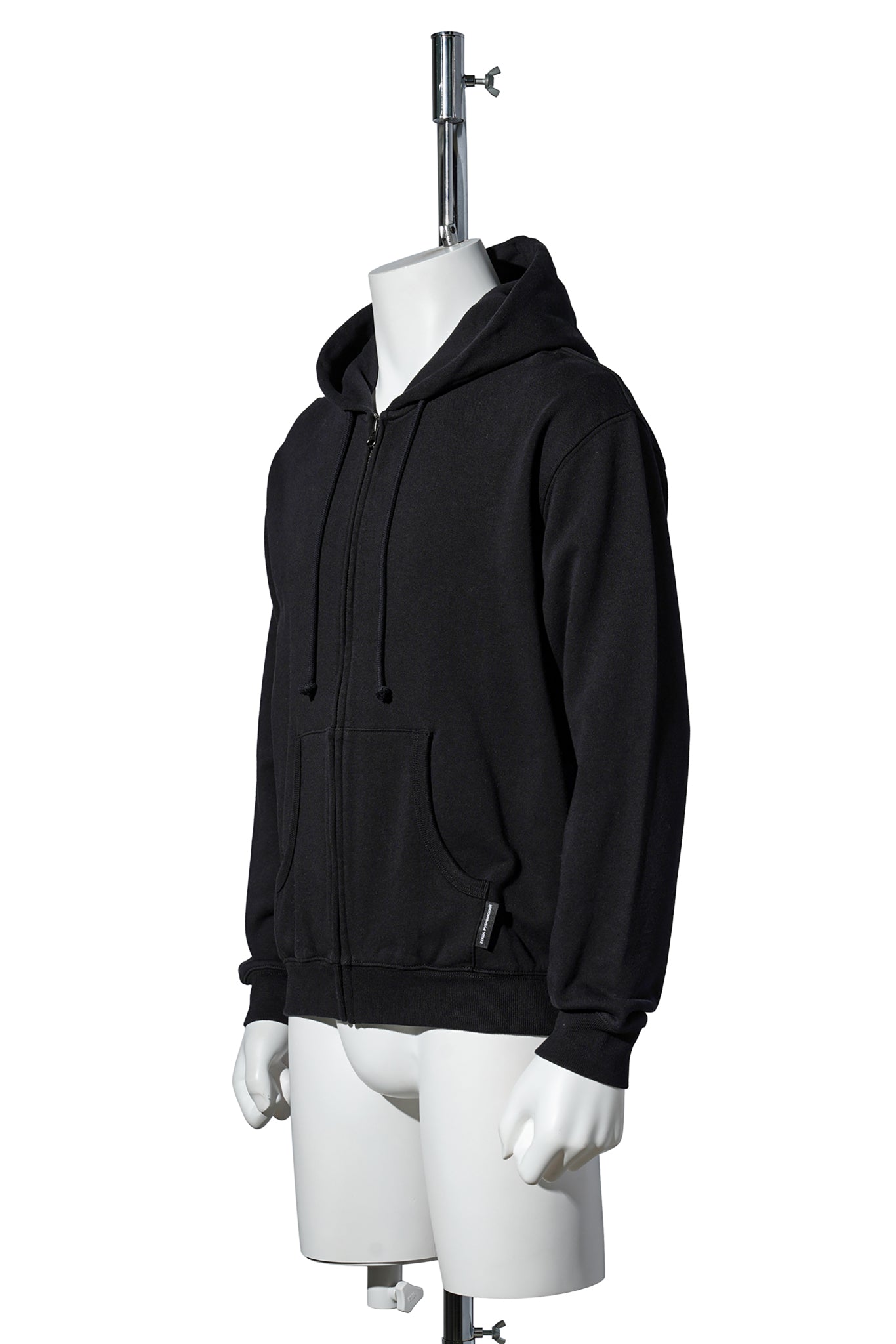 ZIPPED HOODIE / BLACK