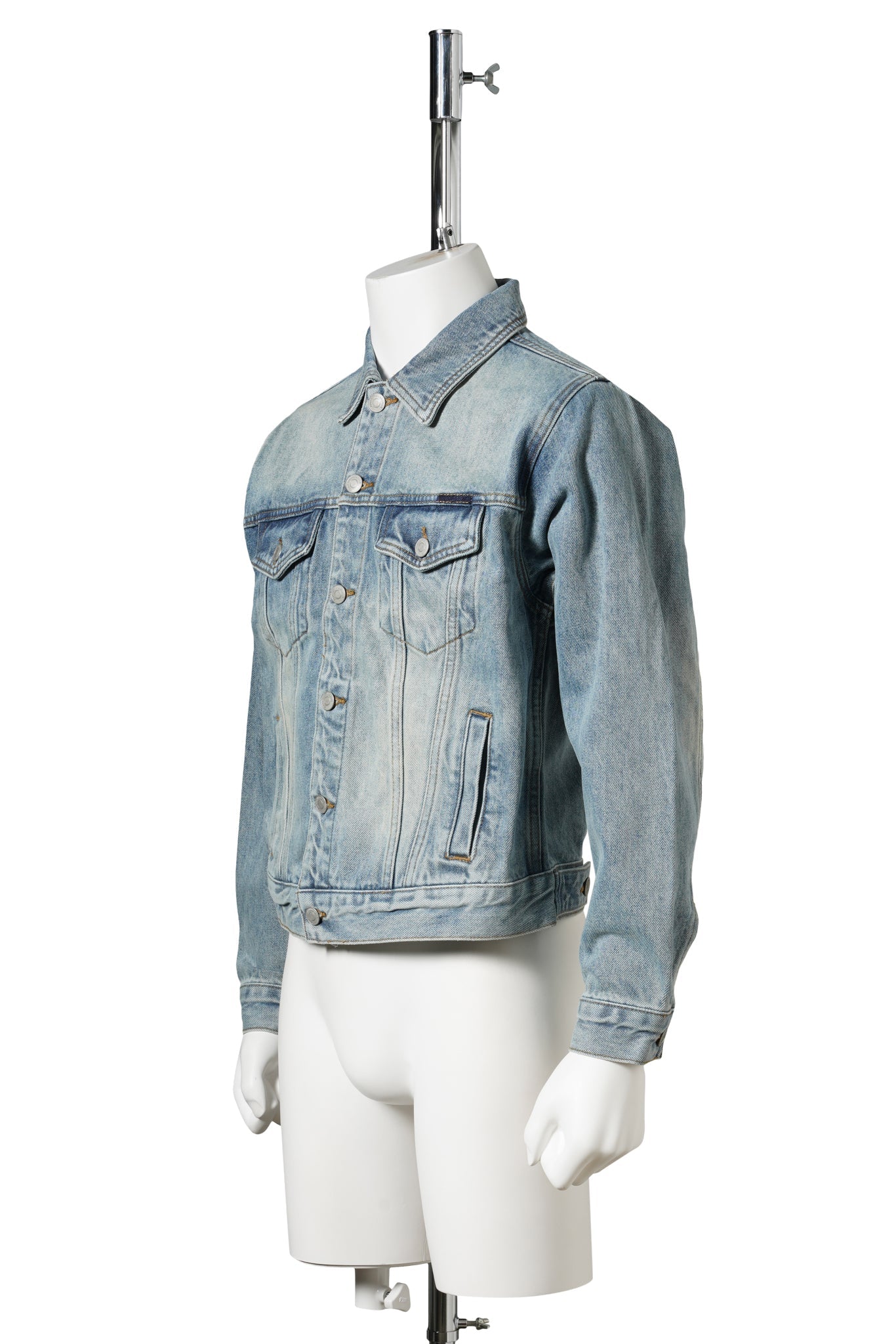 DENIM JACKET / MEDIUM-OVERDYED