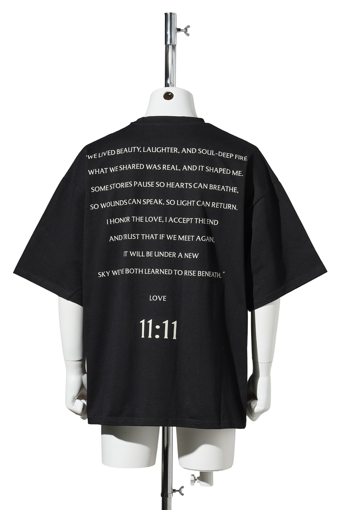 LA FAMILIA T-SHIRT