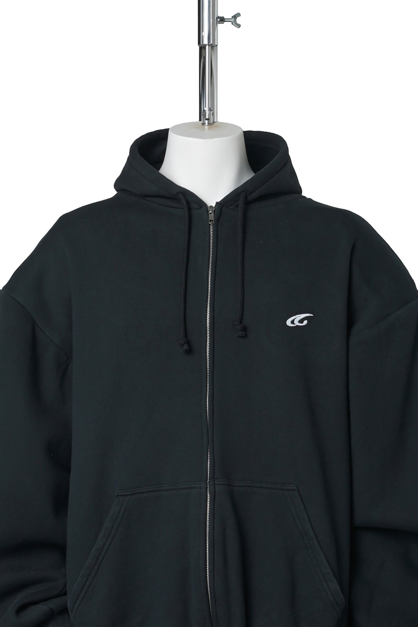 SHOULDER PAD HOODIE V2 / BLACK