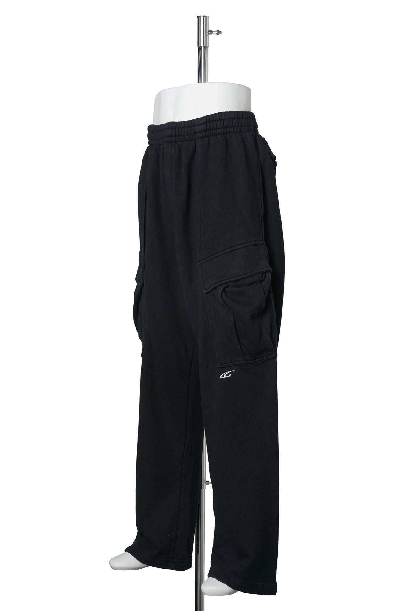 CARGO SWEATS V2 / ALMOST BLACK