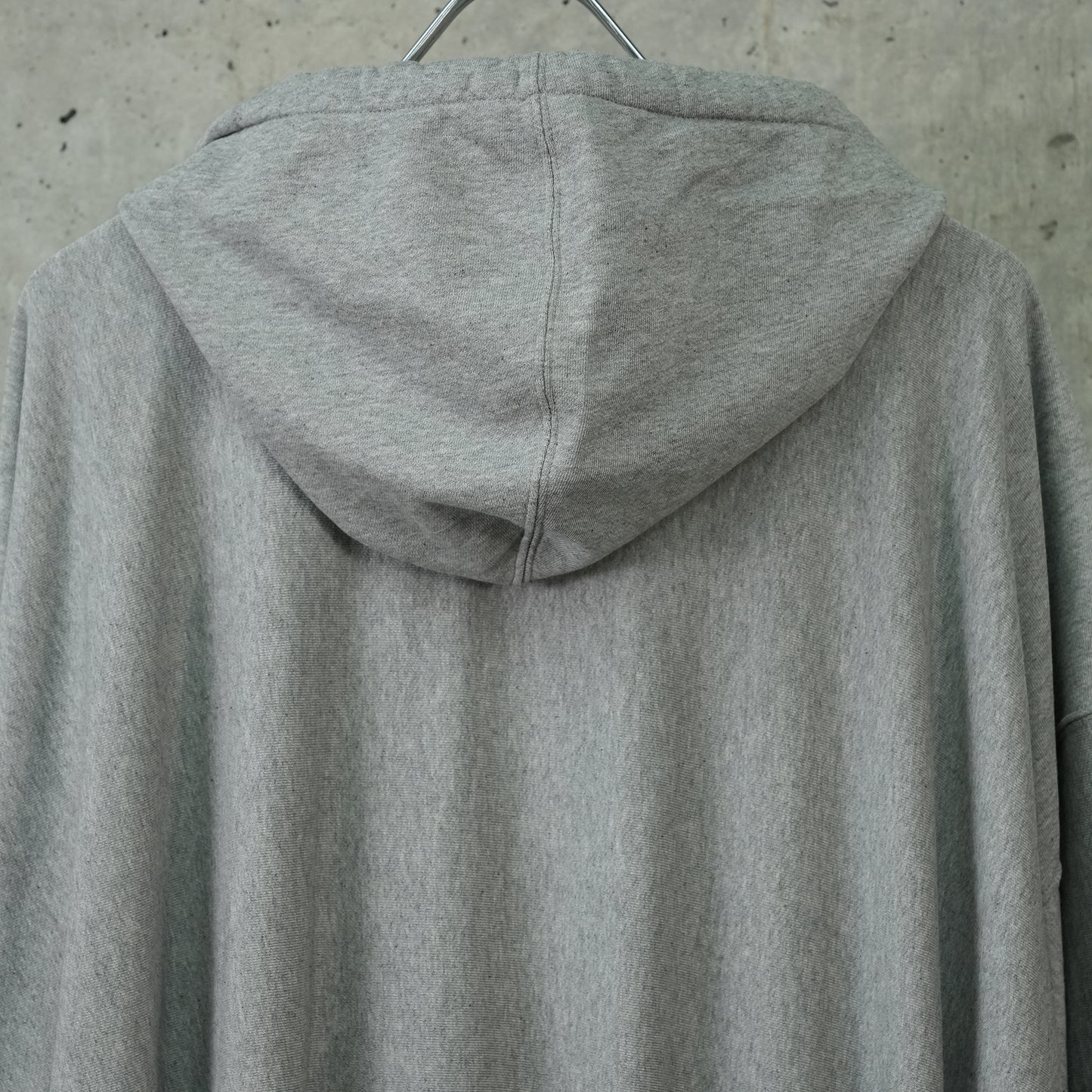 ZIPPED HOODIE / GREY MELANGE