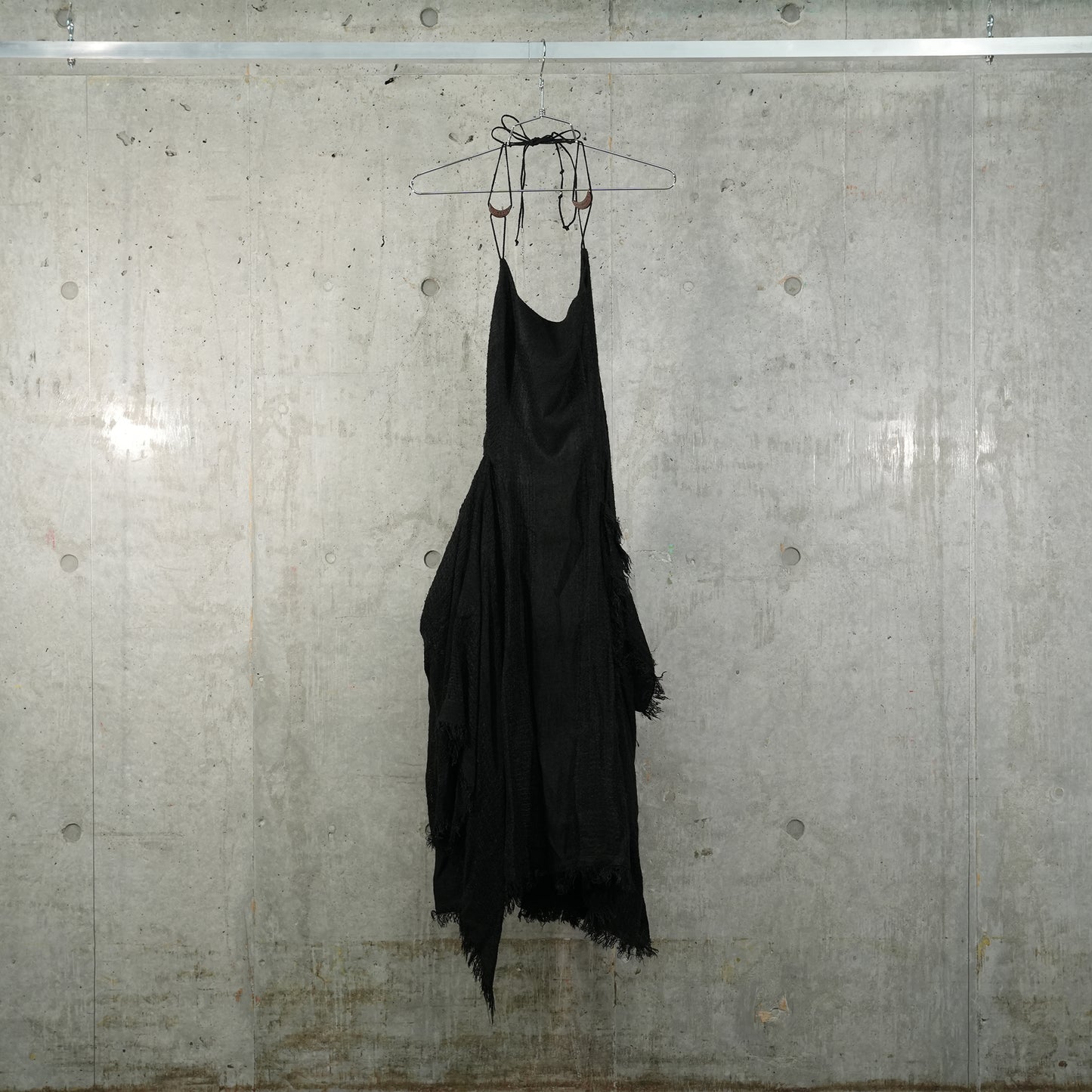 FRINGED CRESCENT DRESS / BLACK