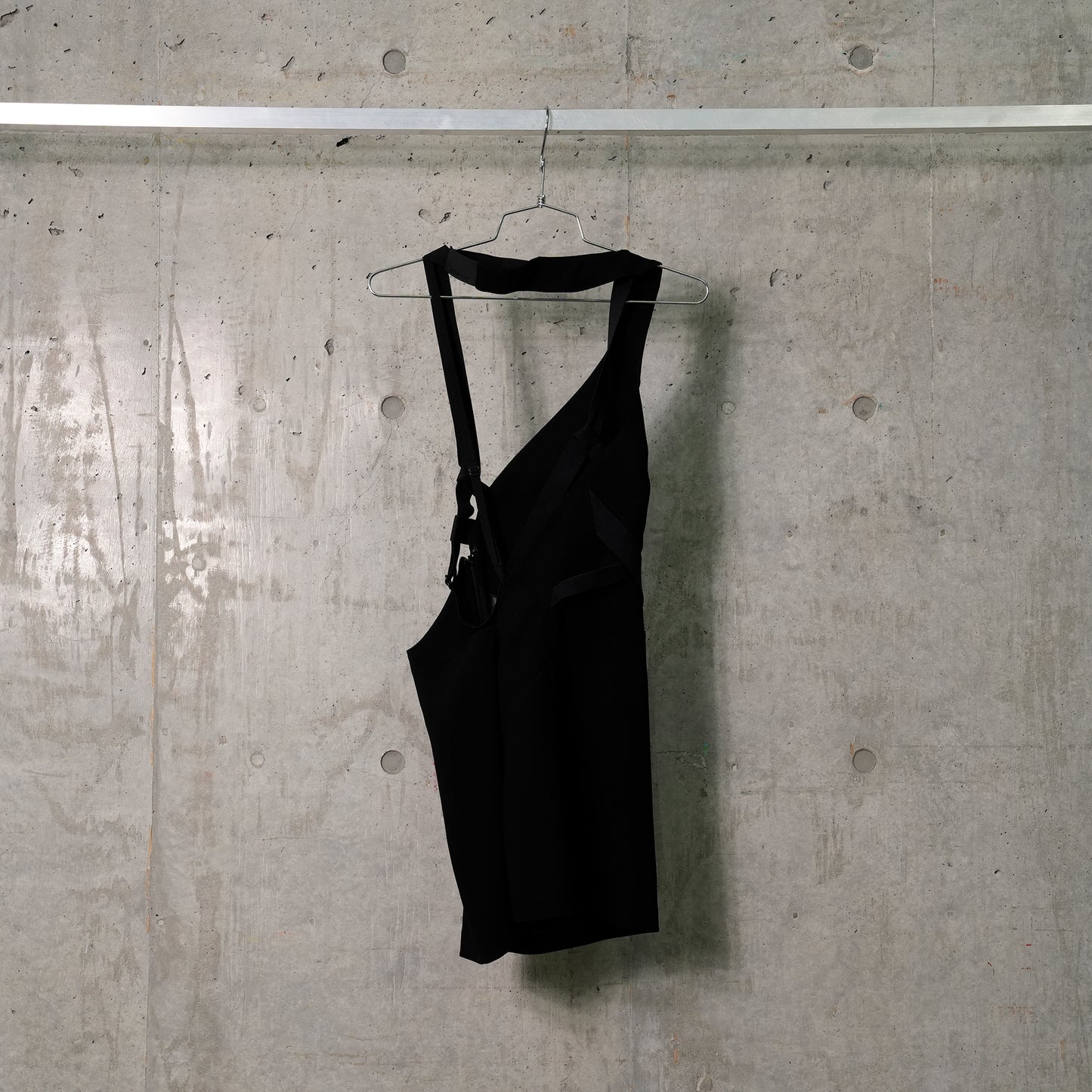 HALTER DRESS / BLACK