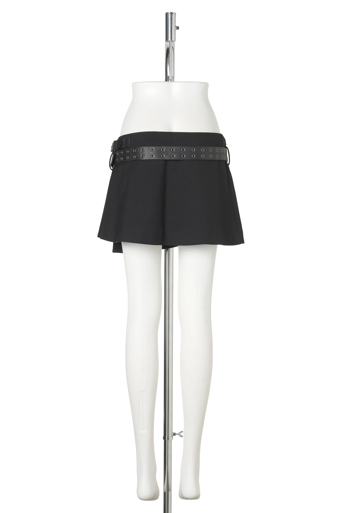 PLEATED MINI SKIRT W/ LEATHER BELT / BLACK