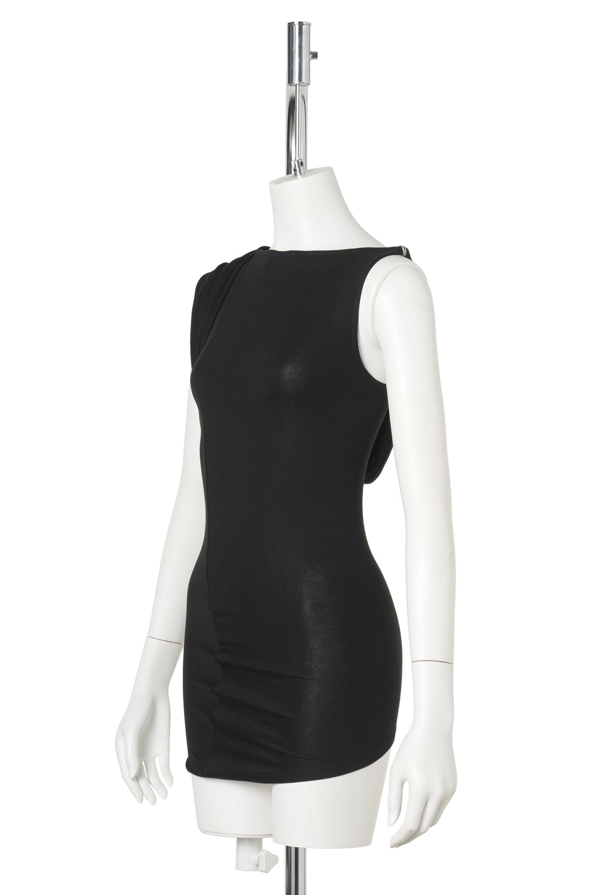 HOODED SLEEVELESS / BLACK