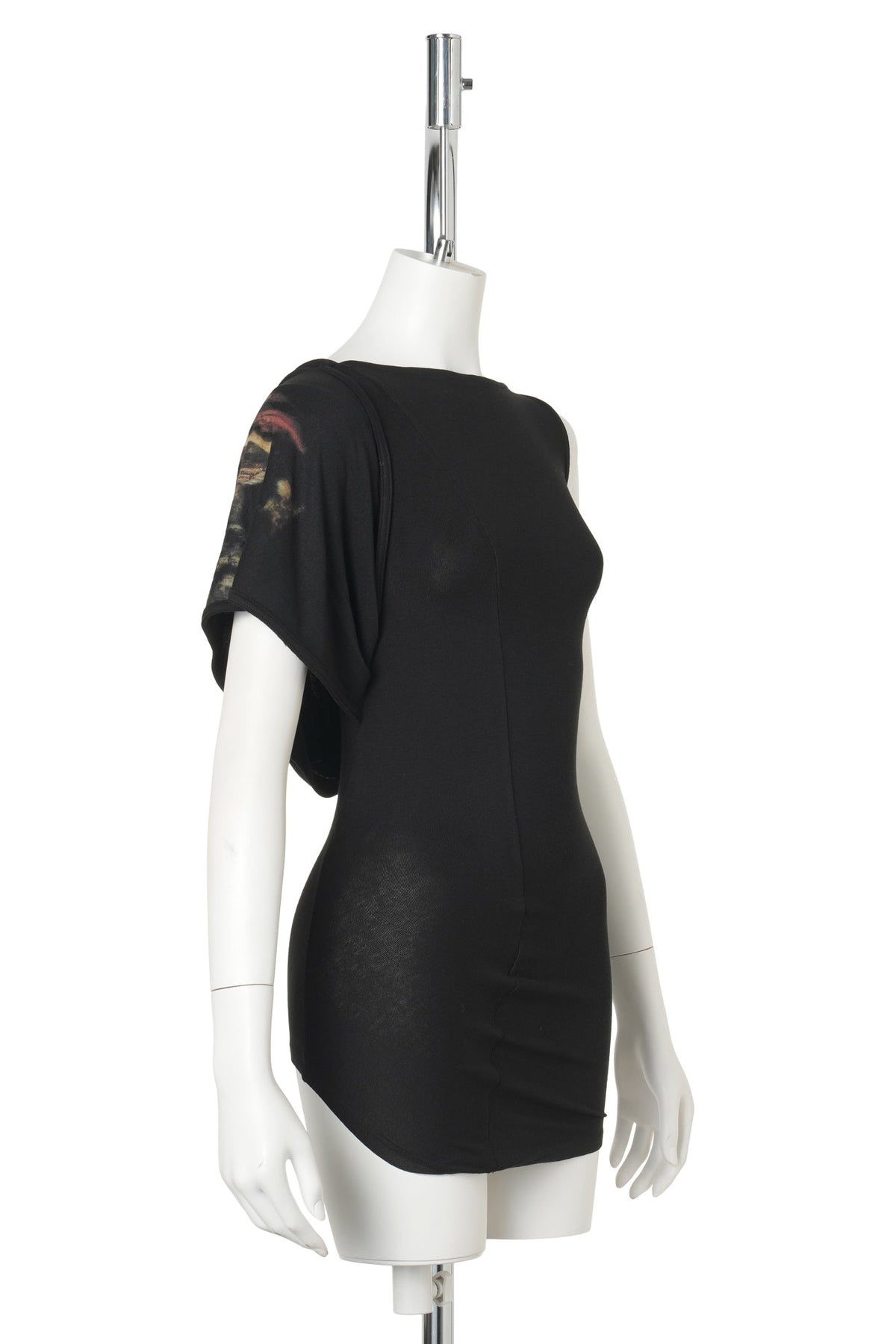 HOODED SLEEVELESS / BLACK