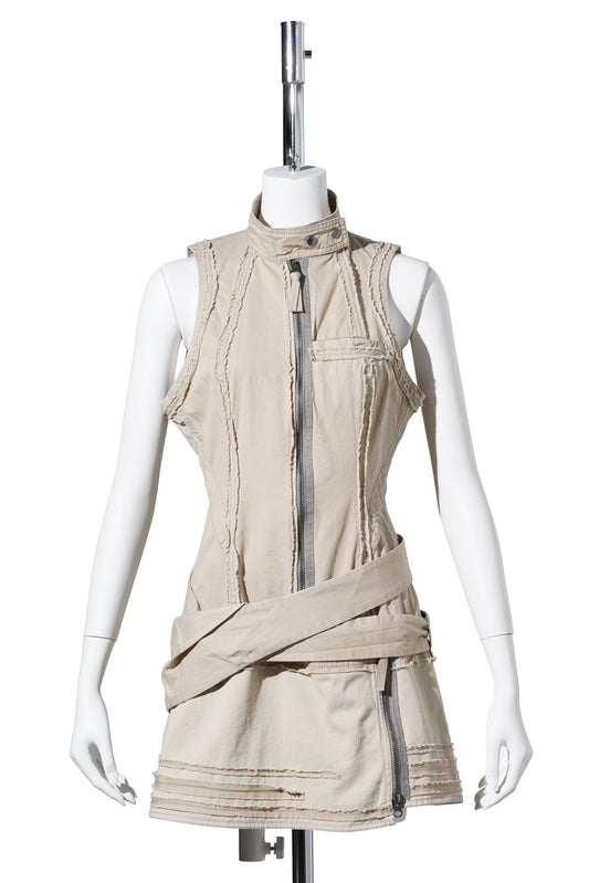 SLEEVELESS MOTO DRESS W/ BELT BAG / SAND BEIGE