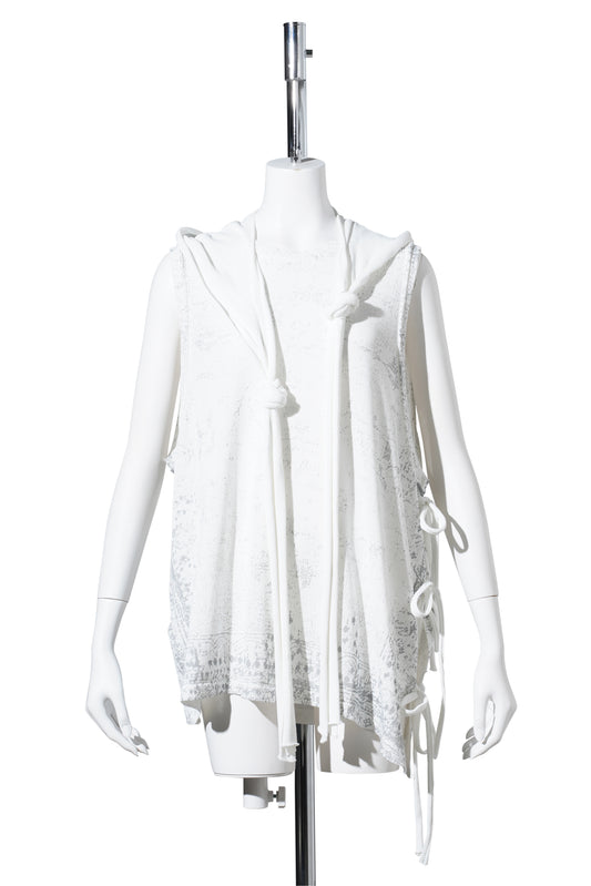 SLEEVELESS KNIT W/ MACRAME HOODIE / WHITE