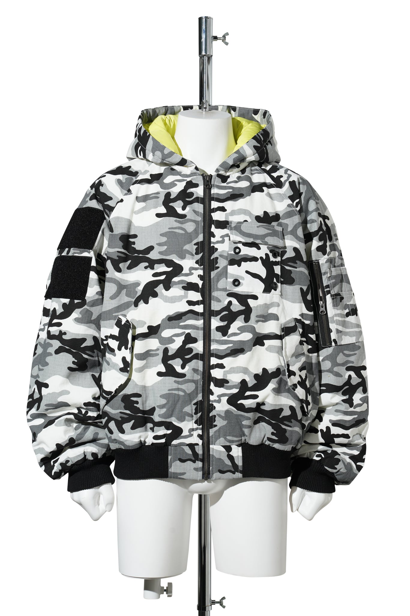 CAMO RAGLAN BOMBER / WHITE