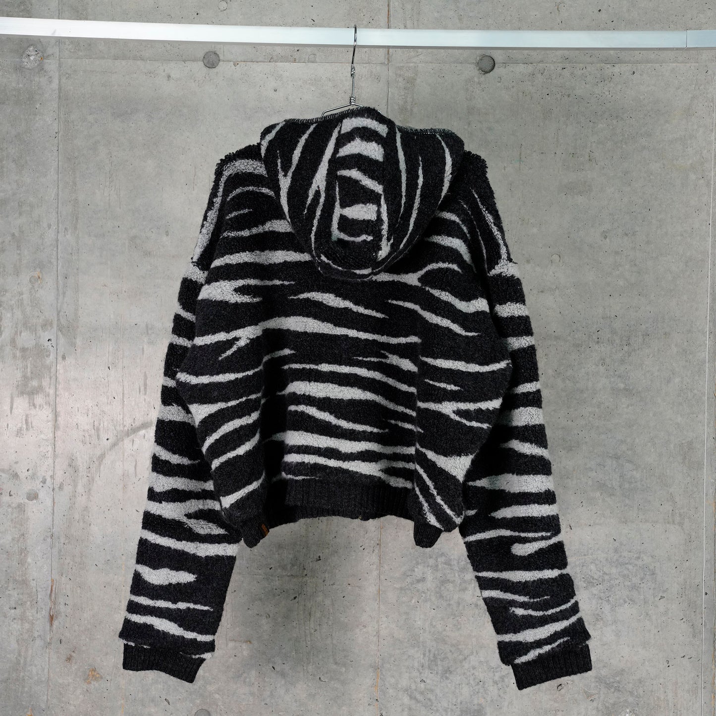 TIGRIS HOODIE JACKET / TIGER ASH