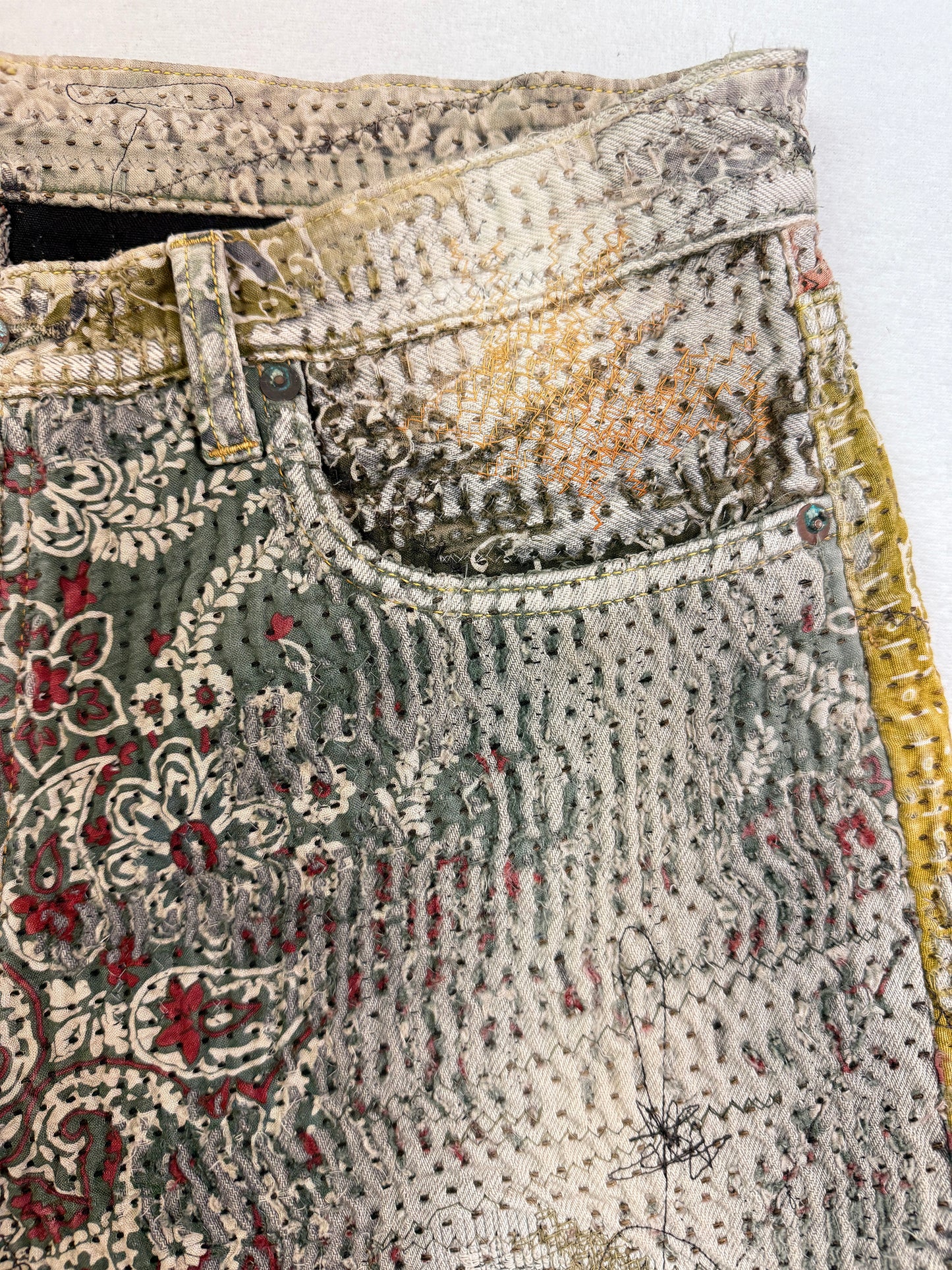 UROBOROS STRAIGHT JEANS / KHAKI