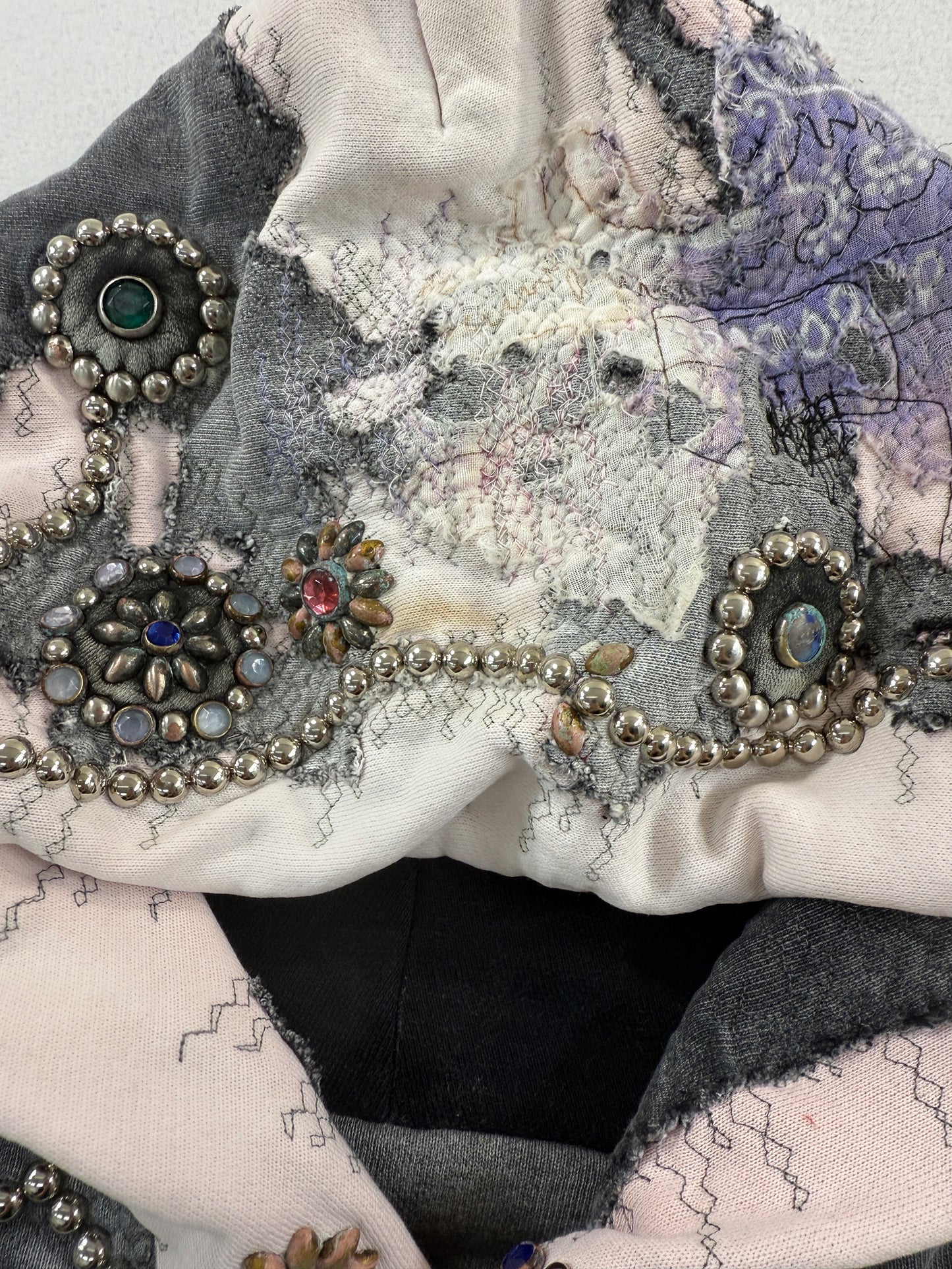 HARD DISTRESSED DEER LEATHER×STUDS HOODIE (HIPPIE FLOWER×BUTTERFLY) / PINK