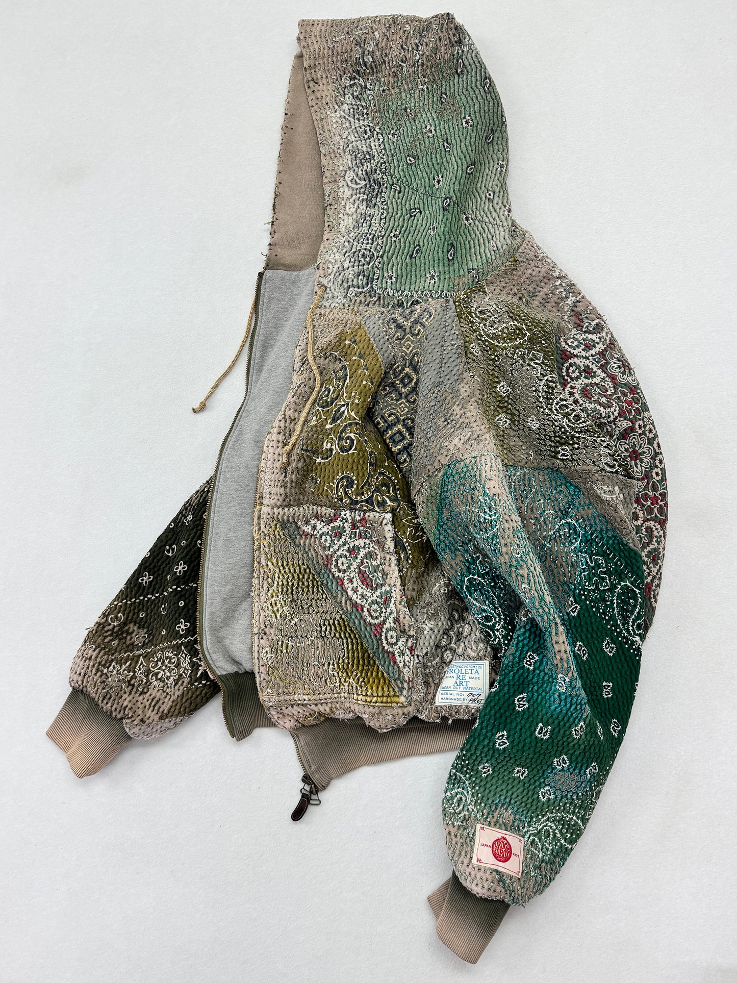 UROBOROS ZIP HOODIE / KHAKI