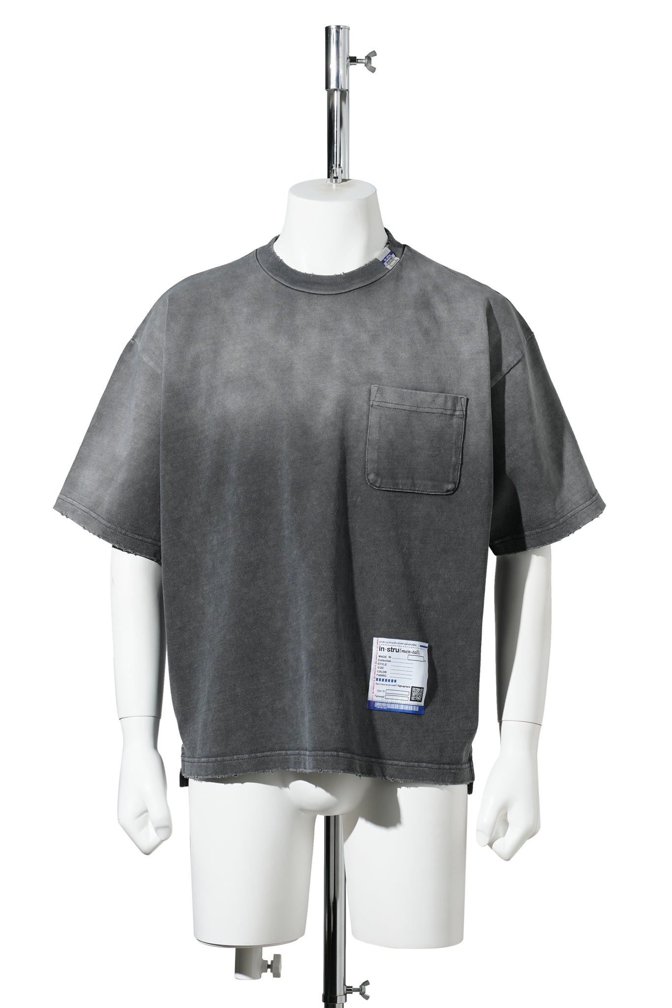 DISTRESSED SS T-SHIRT / BLACK
