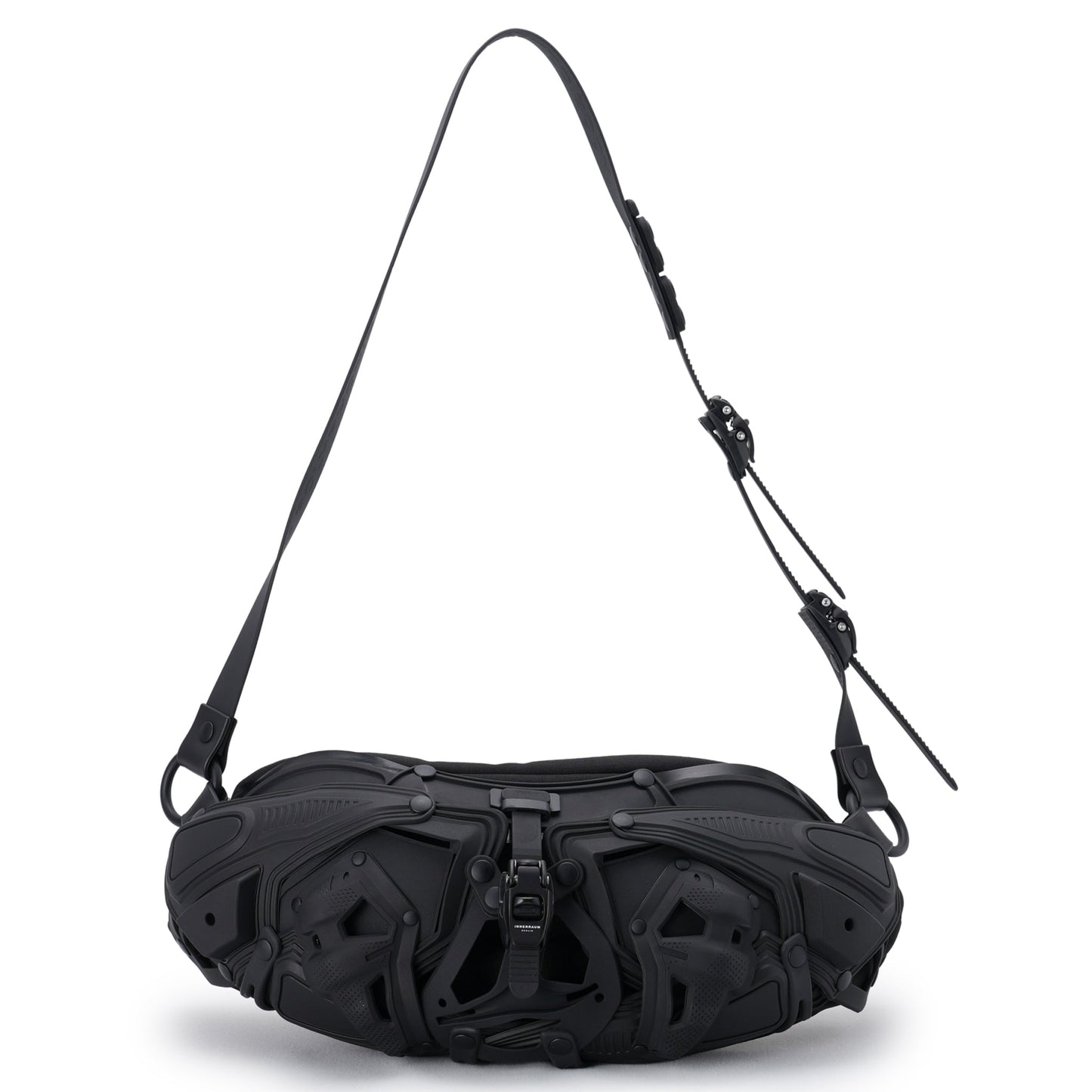 I82 CROSSBODY BAG / BLACK MATT