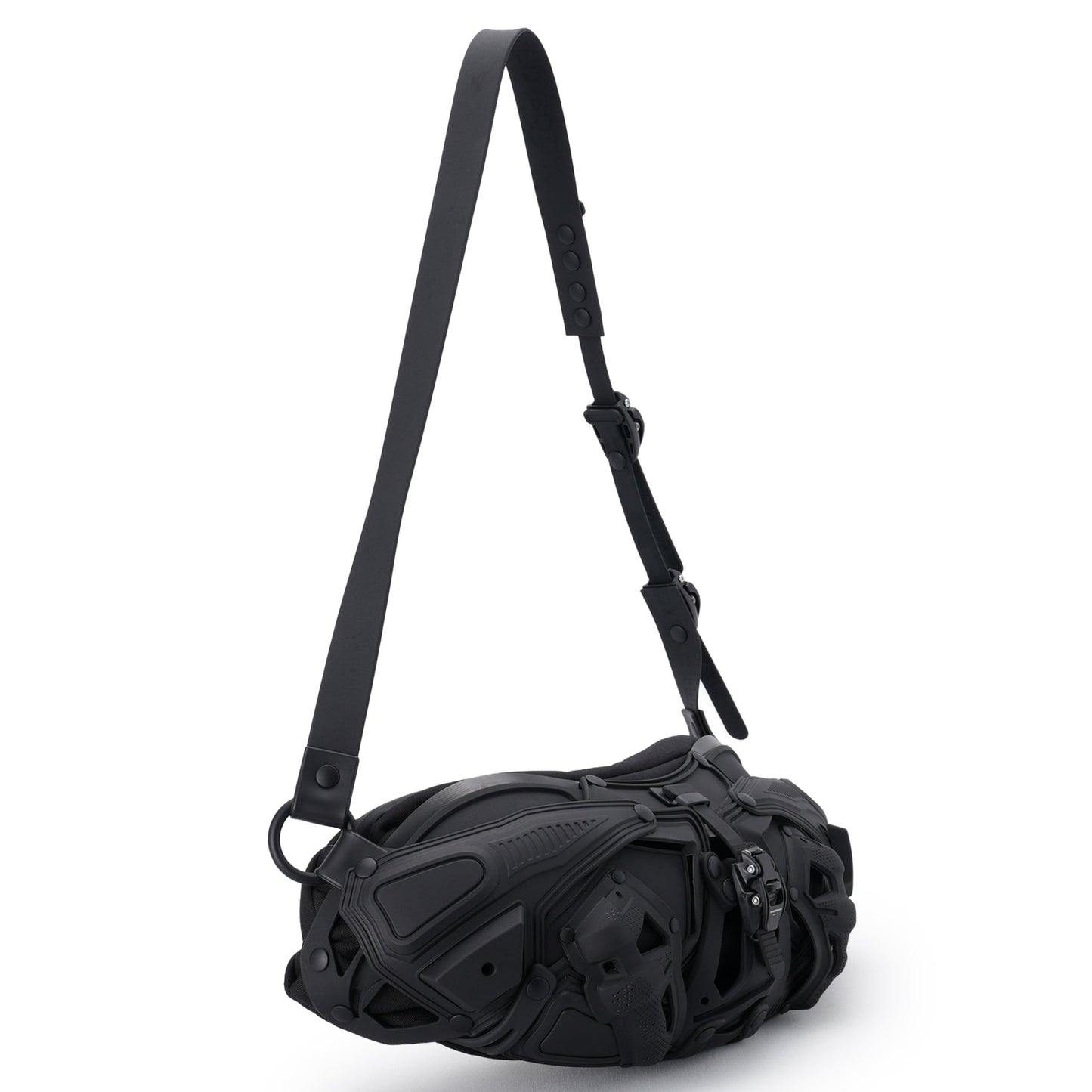 I82 CROSSBODY BAG / BLACK MATT