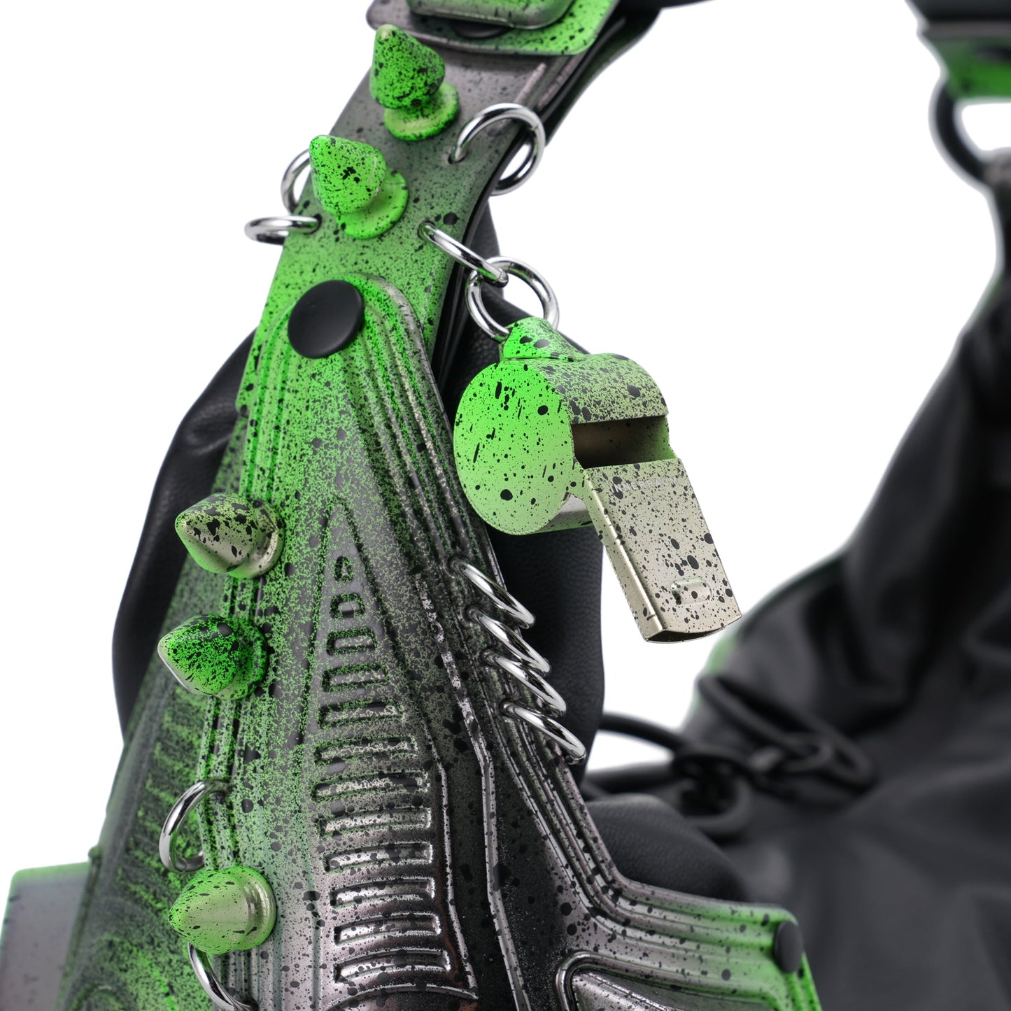 M02 SMALL HALF MOON BAG / ALIEN GREEN BLACK