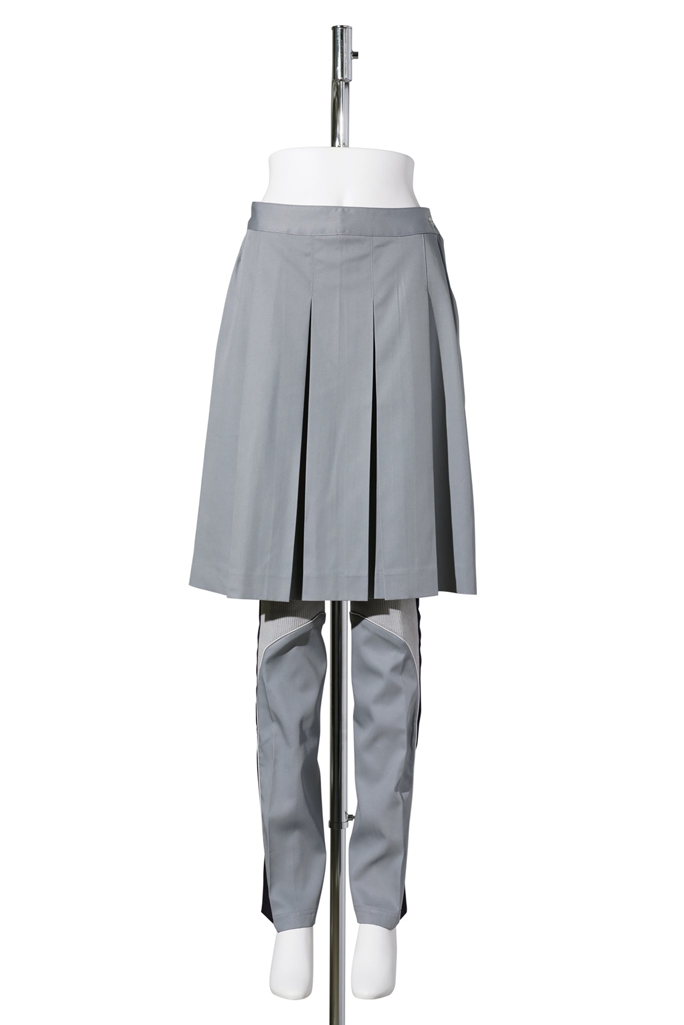 PLEATED SKIRT WITH LEG WARMERS / BLUE GREY