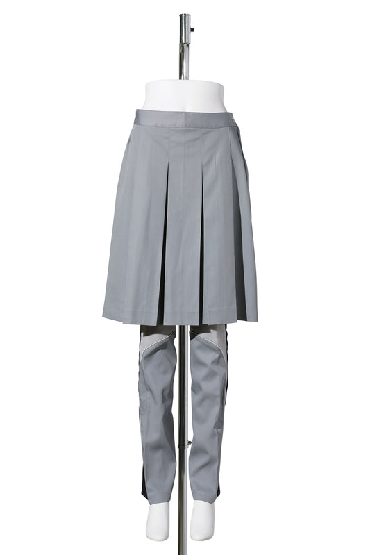 PLEATED SKIRT WITH LEG WARMERS / BLUE GREY