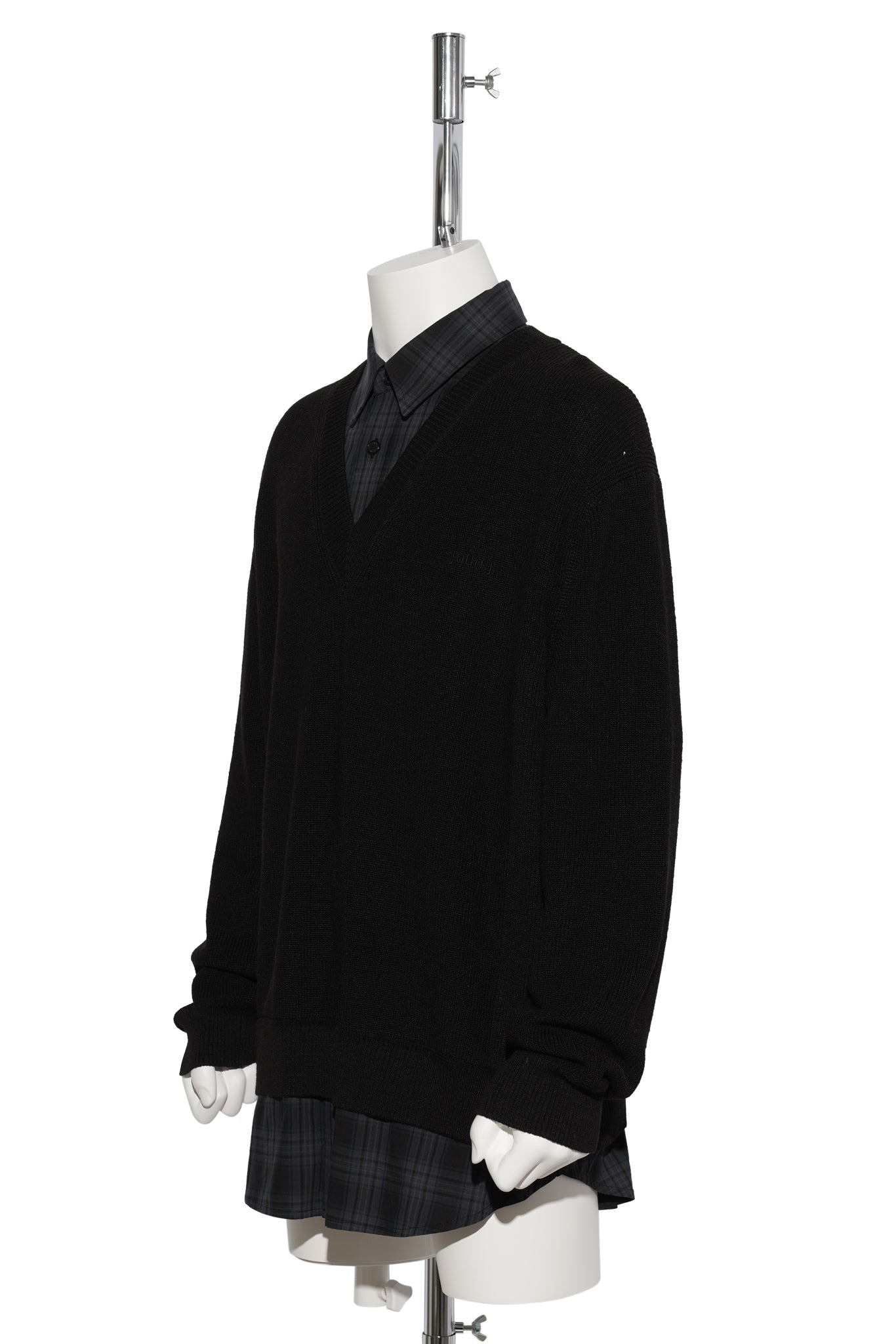 CHECK SHIRTS LAYERED V-NECK SWEATER / BLACK
