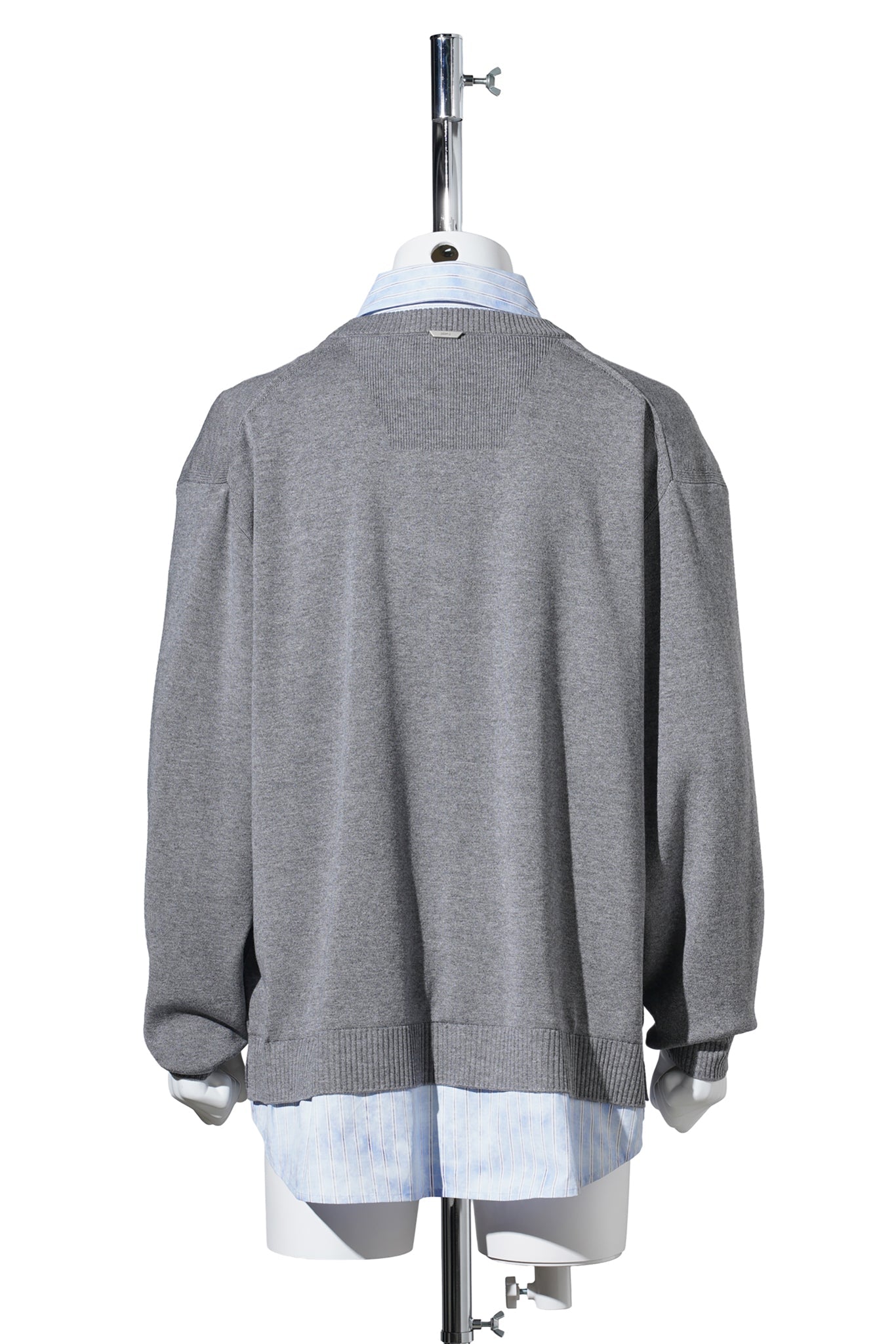 STRIPE SHIRT PANNELED V NECK PULL OVER / LGREY