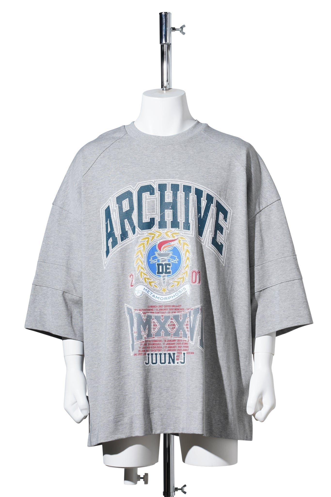 FOOTBALL GRAPHIC MAX FIT SHORT SLEEVE / LGREY