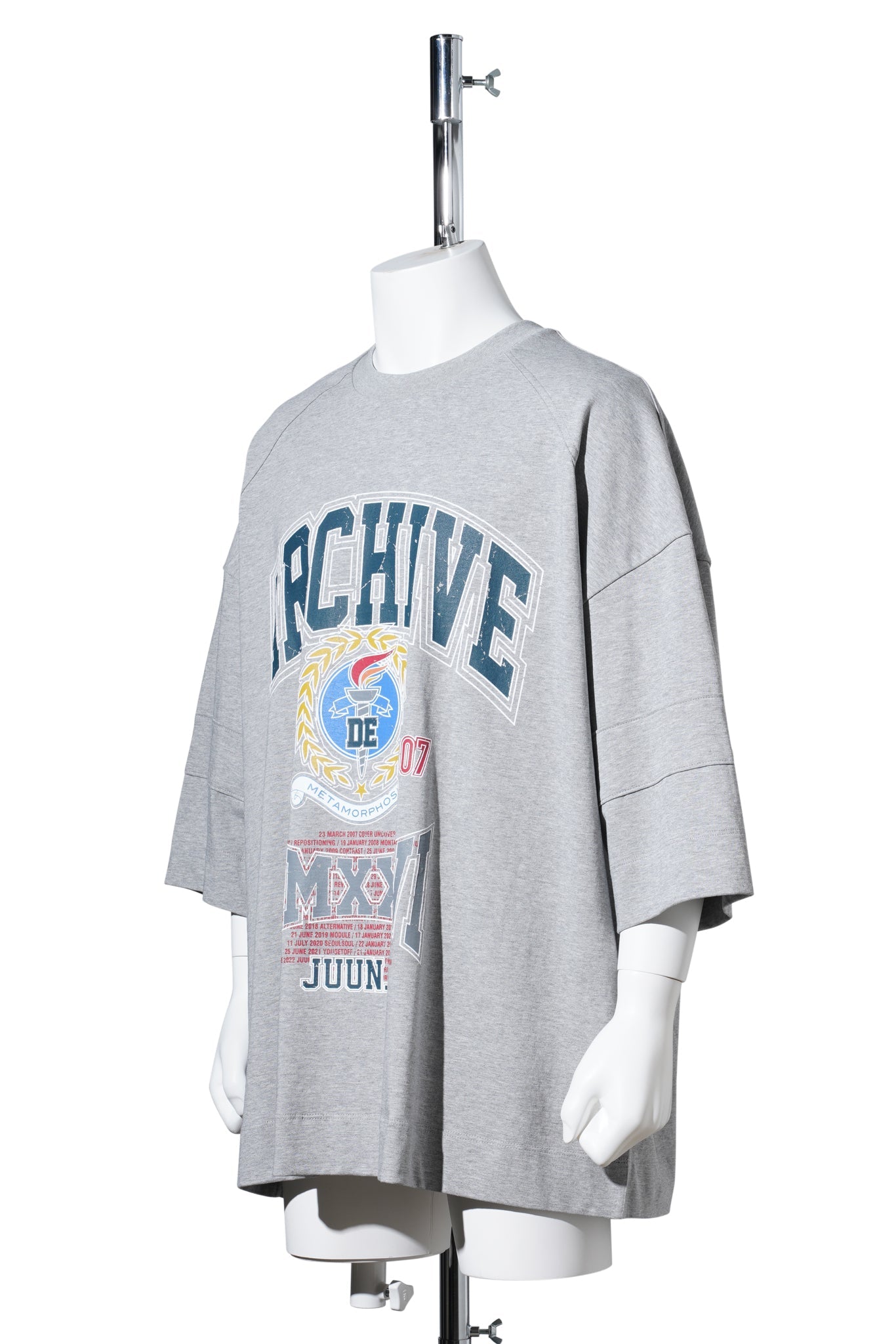 FOOTBALL GRAPHIC MAX FIT SHORT SLEEVE / LGREY