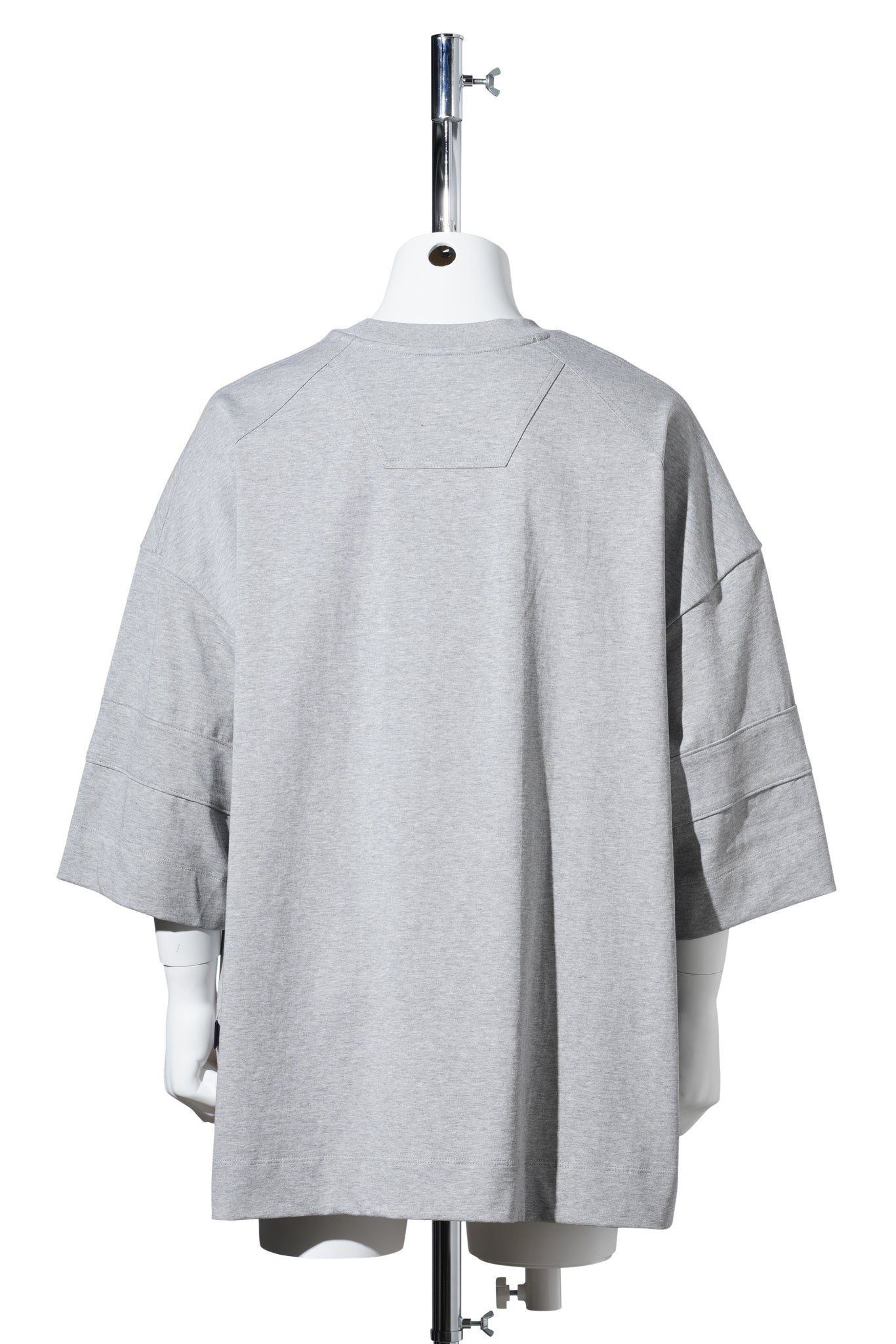 FOOTBALL GRAPHIC MAX FIT SHORT SLEEVE / LGREY