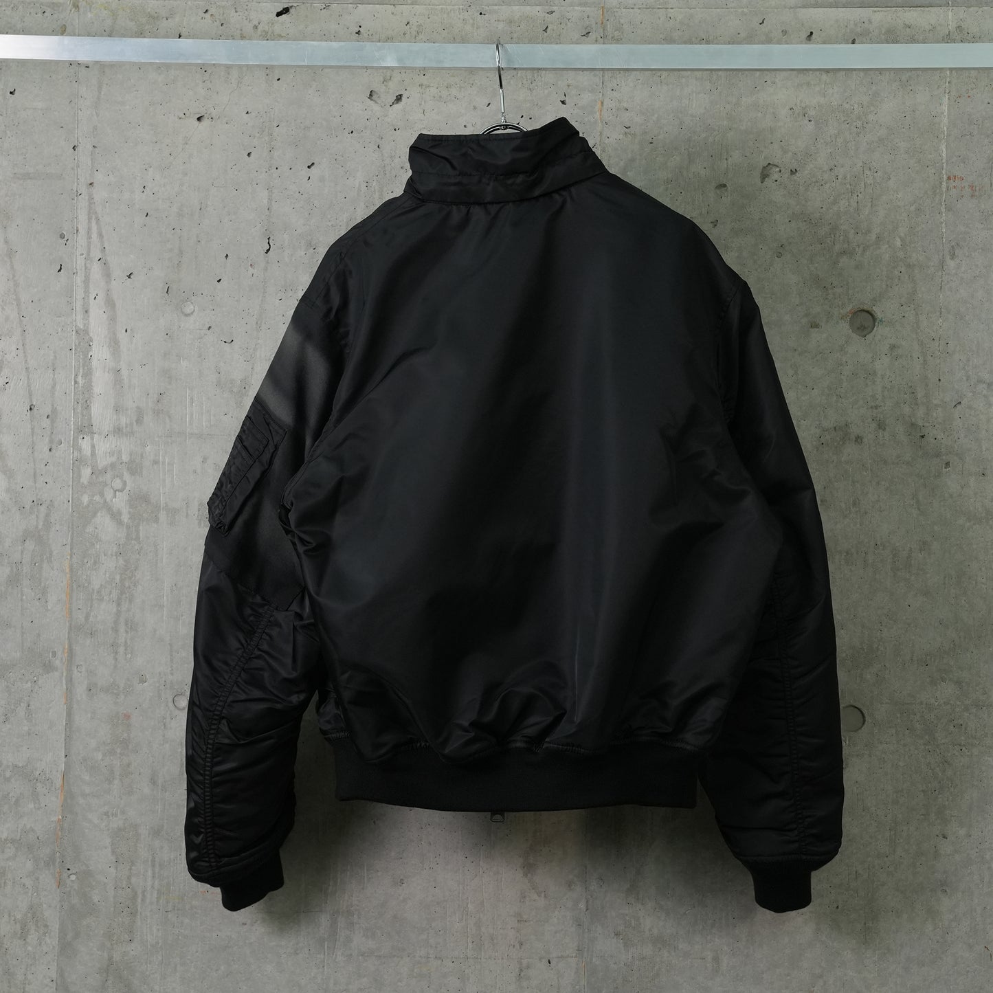 SUN-BLEACHED FLIGHT JACKET / BLACK