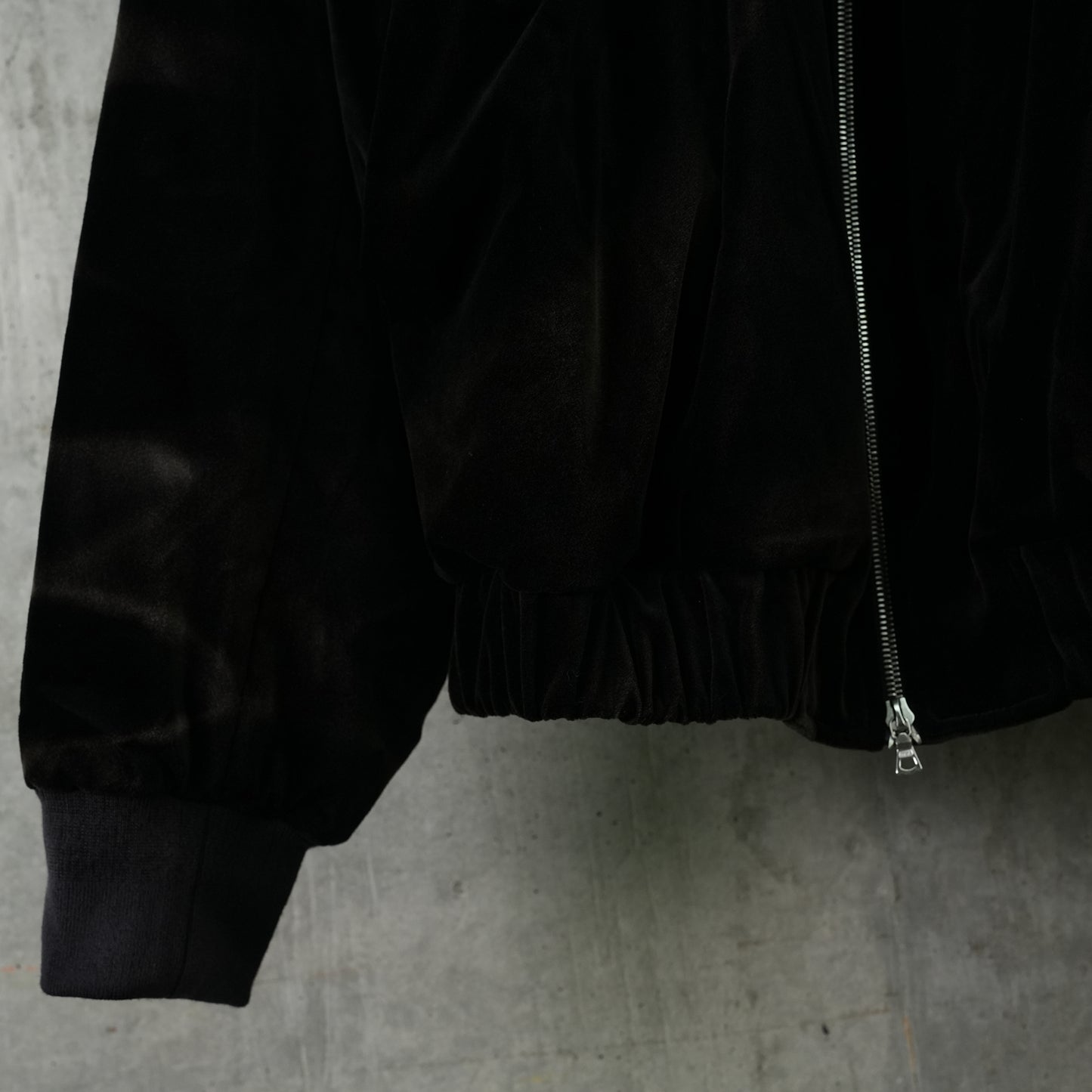 SUN-BLEACHED VELVET SHAWL COLLAR BOMBER / BLACK