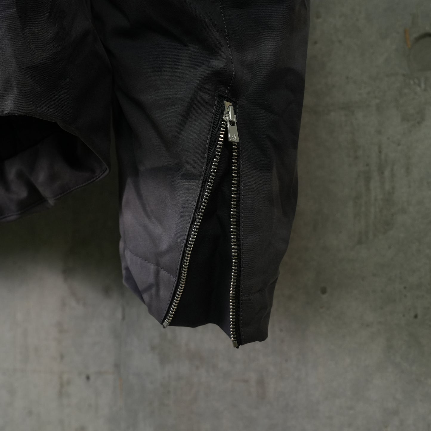 SUN-BLEACHED DRAPED POCKET BOMBER / DARK GREY