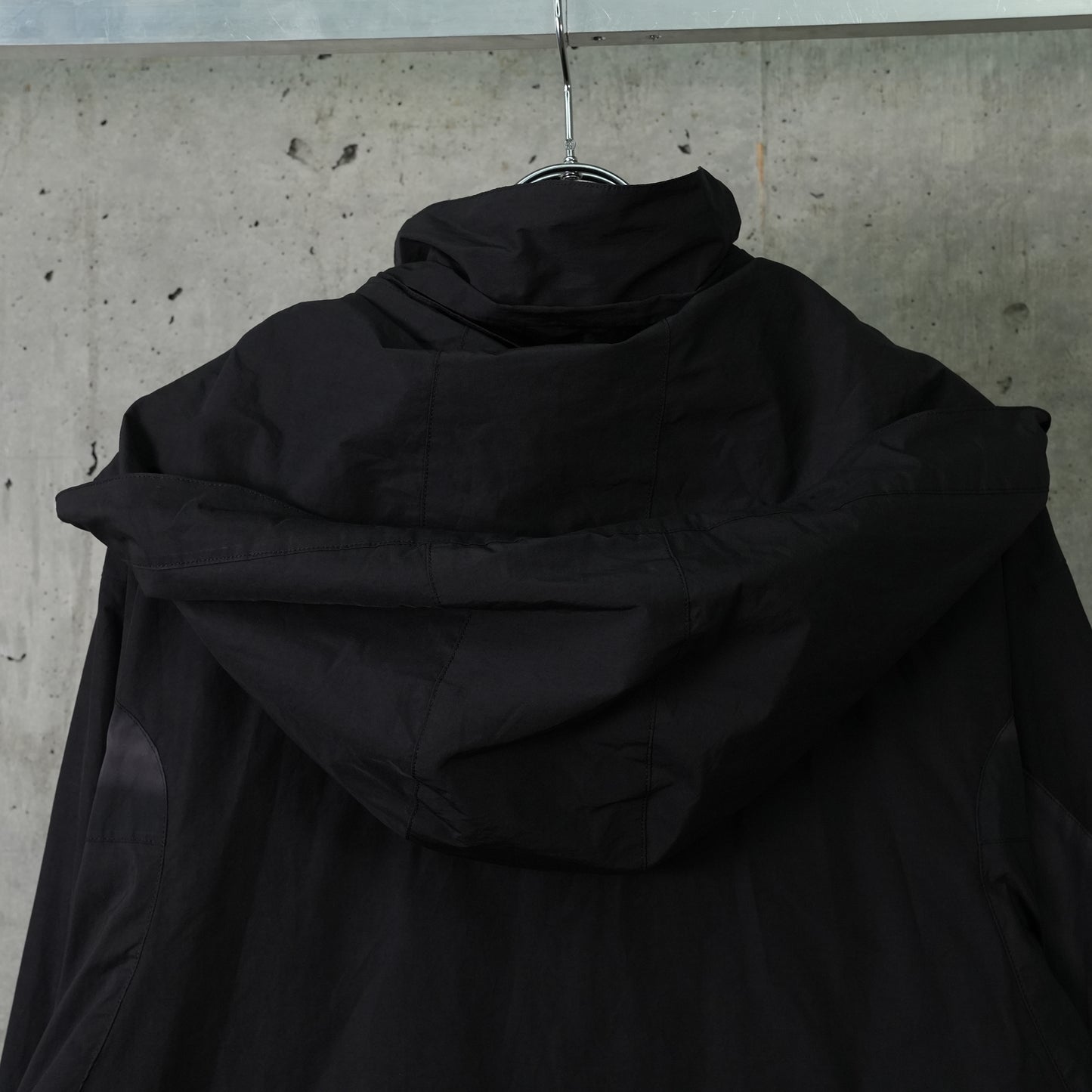 SUN-BLEACHED DOUBLE ZIPPER ANORAK / BLACK